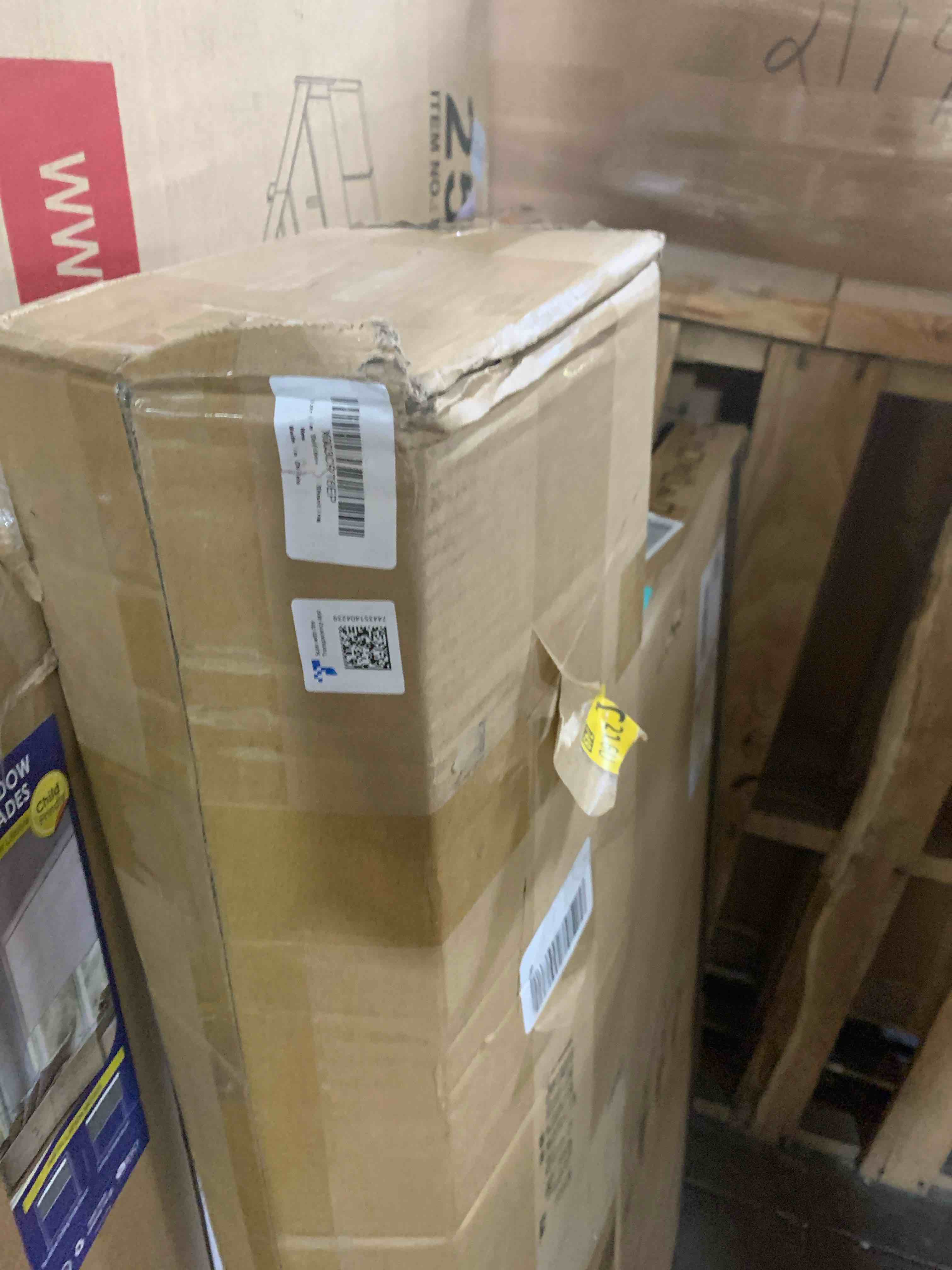 https://s3.amazonaws.com/lotting-images-prod/phillipi/TEA1202607_1742411431805.jpeg