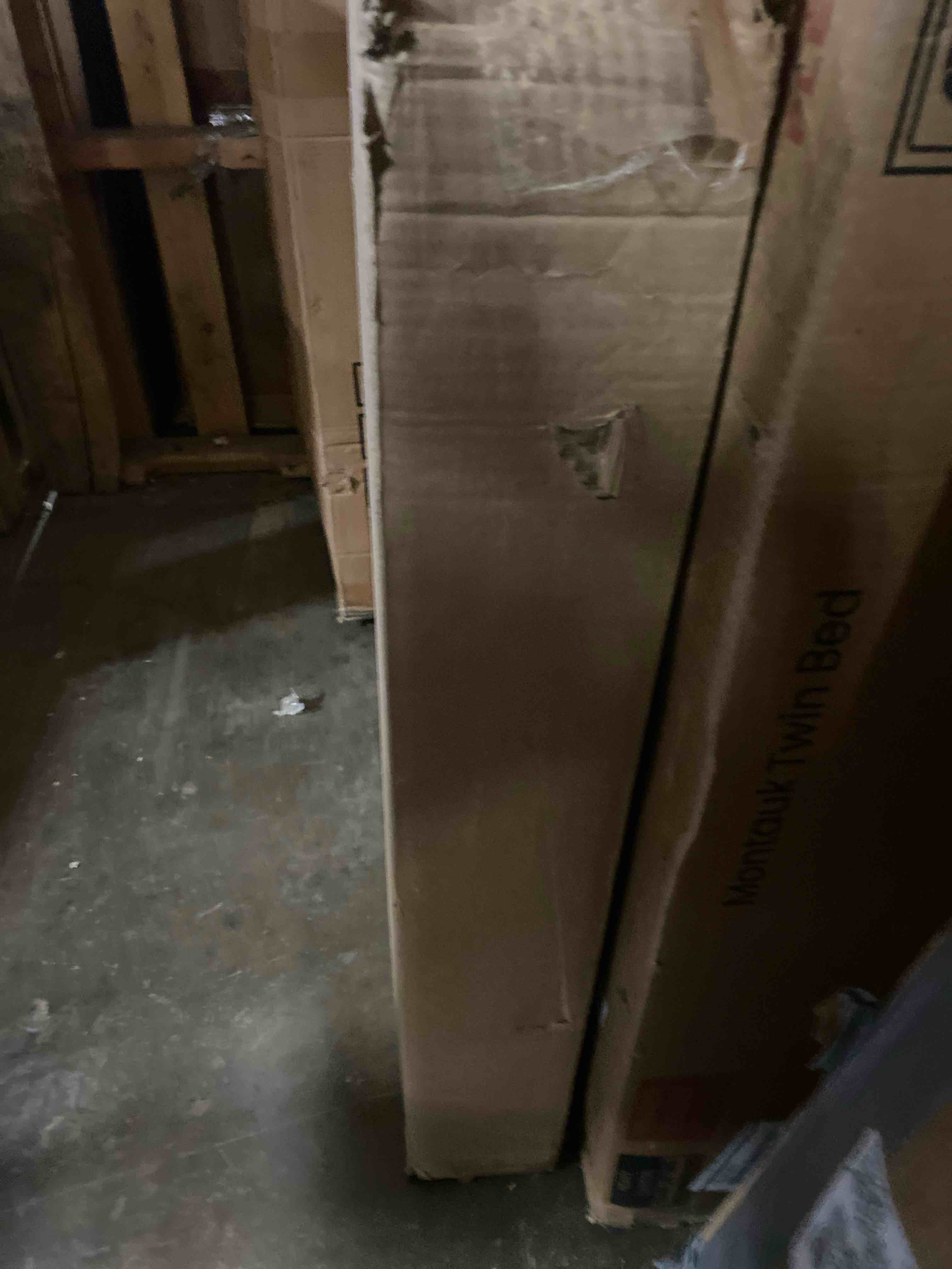 https://s3.amazonaws.com/lotting-images-prod/phillipi/TEA1204062_1740171889850.jpeg