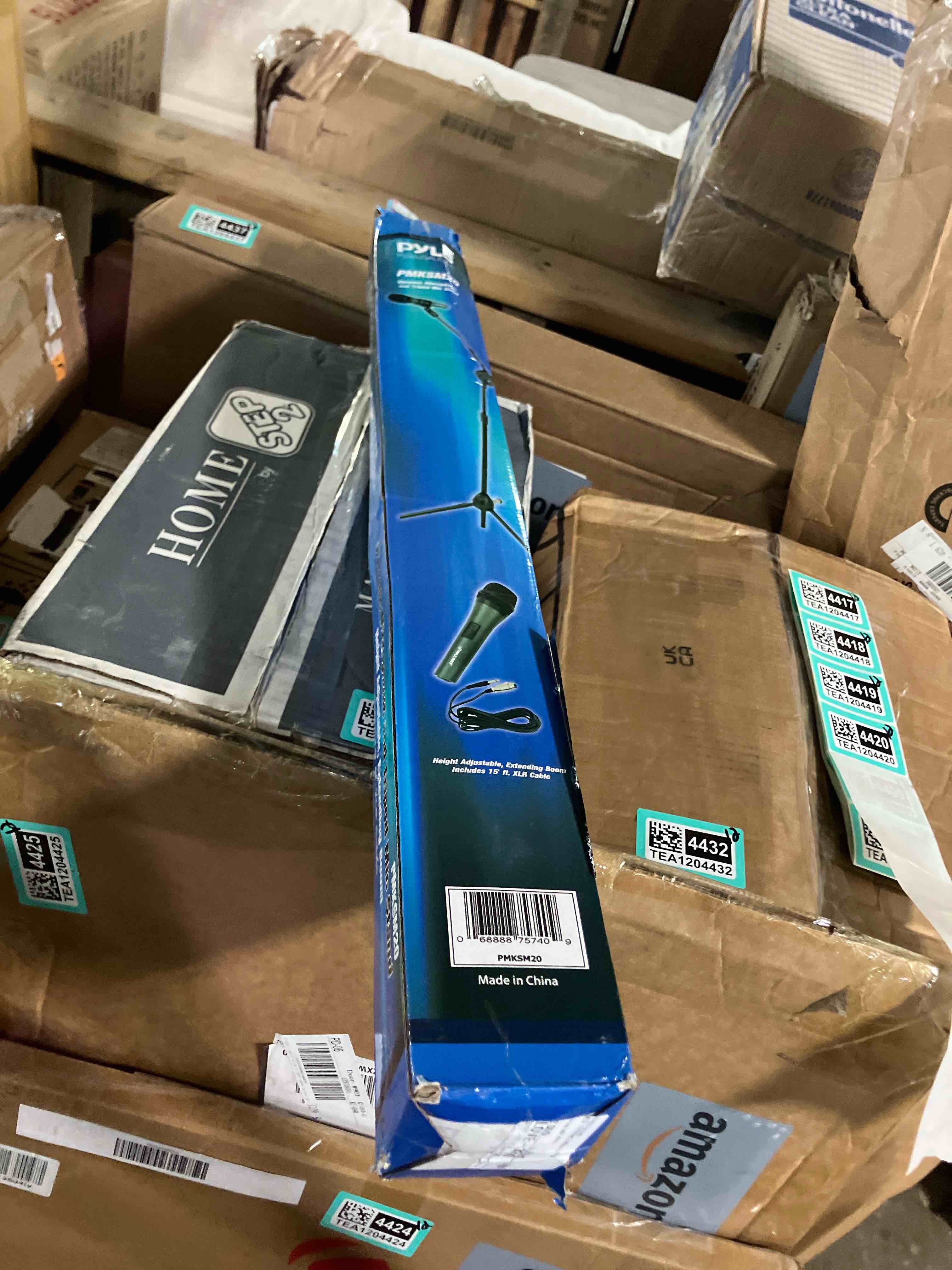 https://s3.amazonaws.com/lotting-images-prod/phillipi/TEA1204420_1740594582542.jpeg