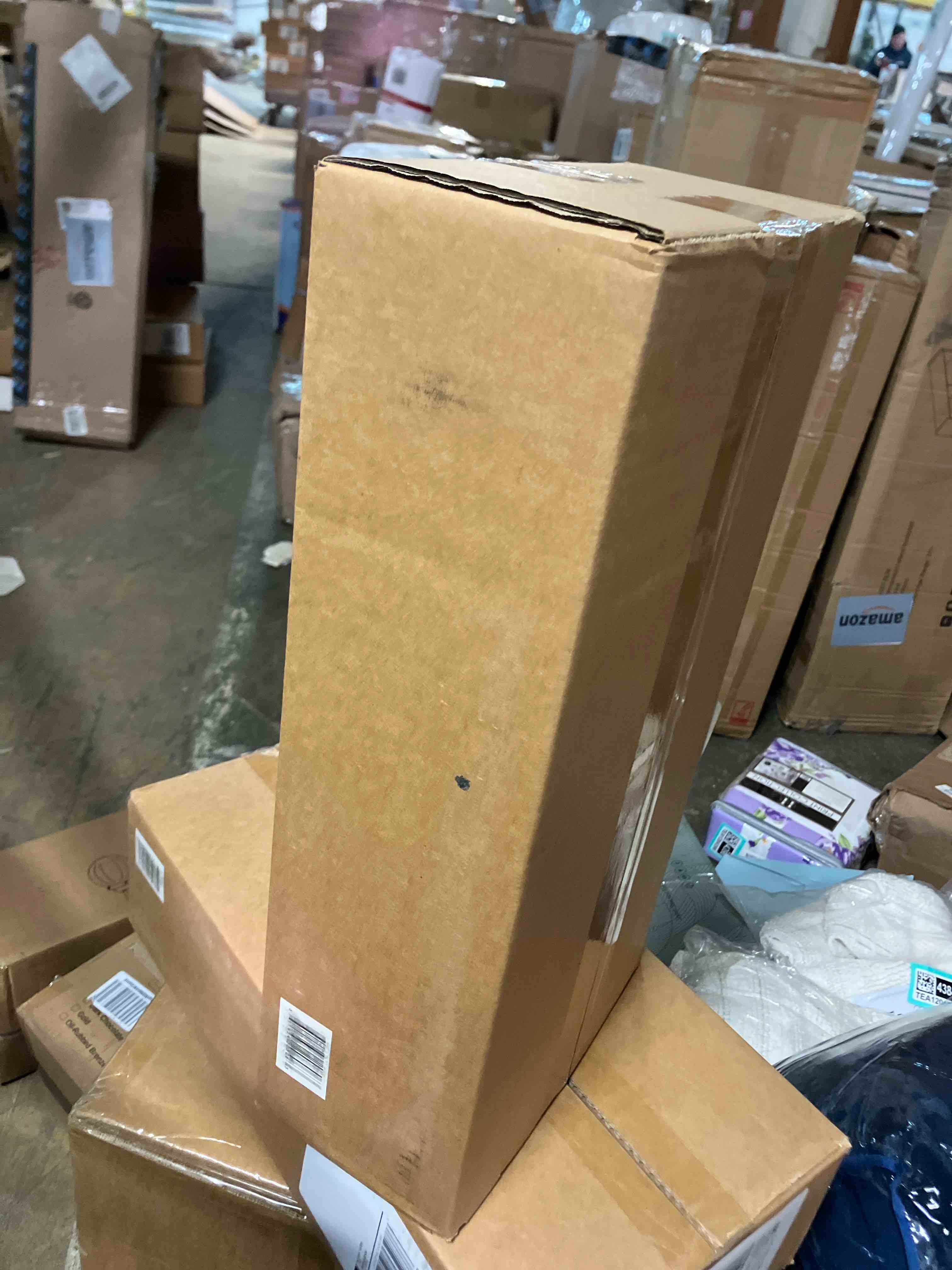 https://s3.amazonaws.com/lotting-images-prod/phillipi/TEA1204800_1740601208885.jpeg