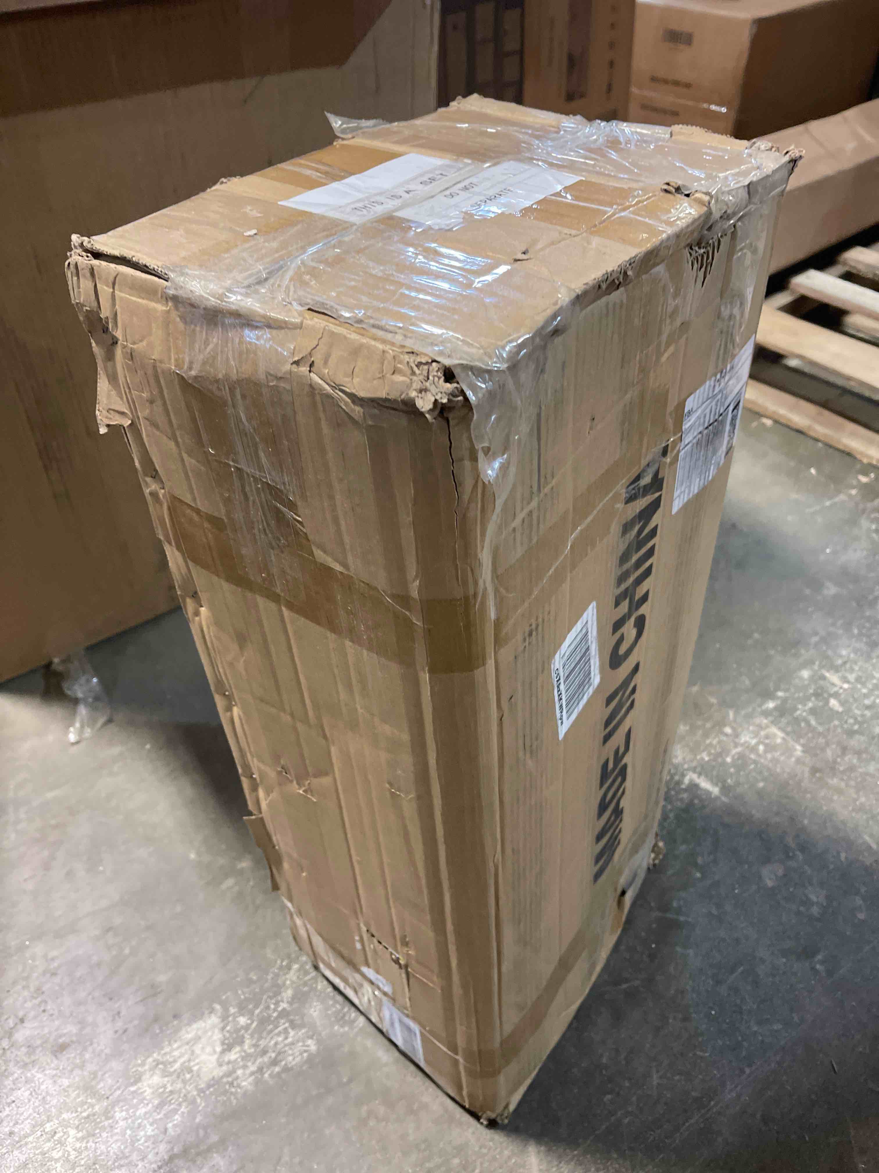 https://s3.amazonaws.com/lotting-images-prod/phillipi/TEA1204948_1742395203457.jpeg