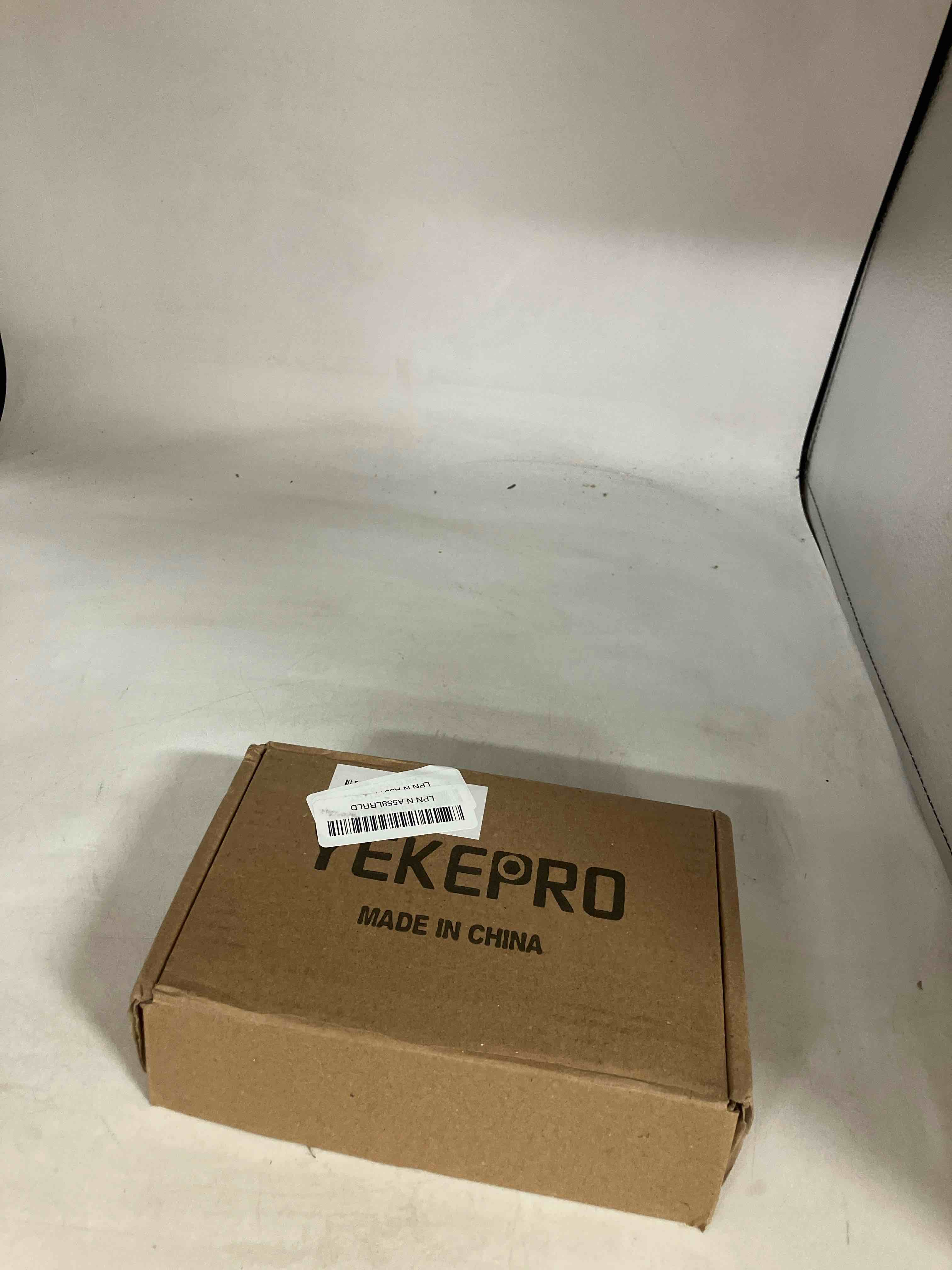 https://s3.amazonaws.com/lotting-images-prod/phillipi/TEA1206100_1741716342154.jpeg