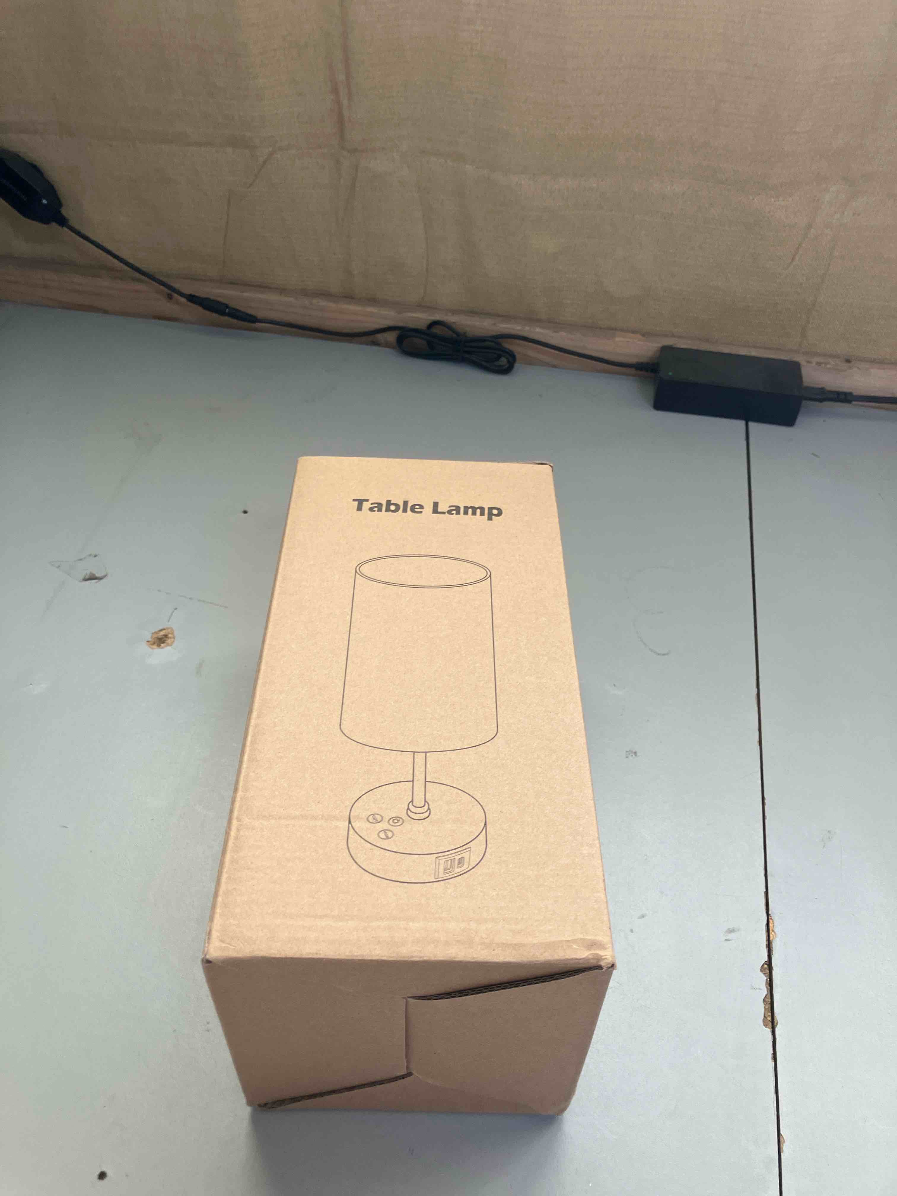 https://s3.amazonaws.com/lotting-images-prod/phillipi/TEA1206248_1741871092943.jpeg