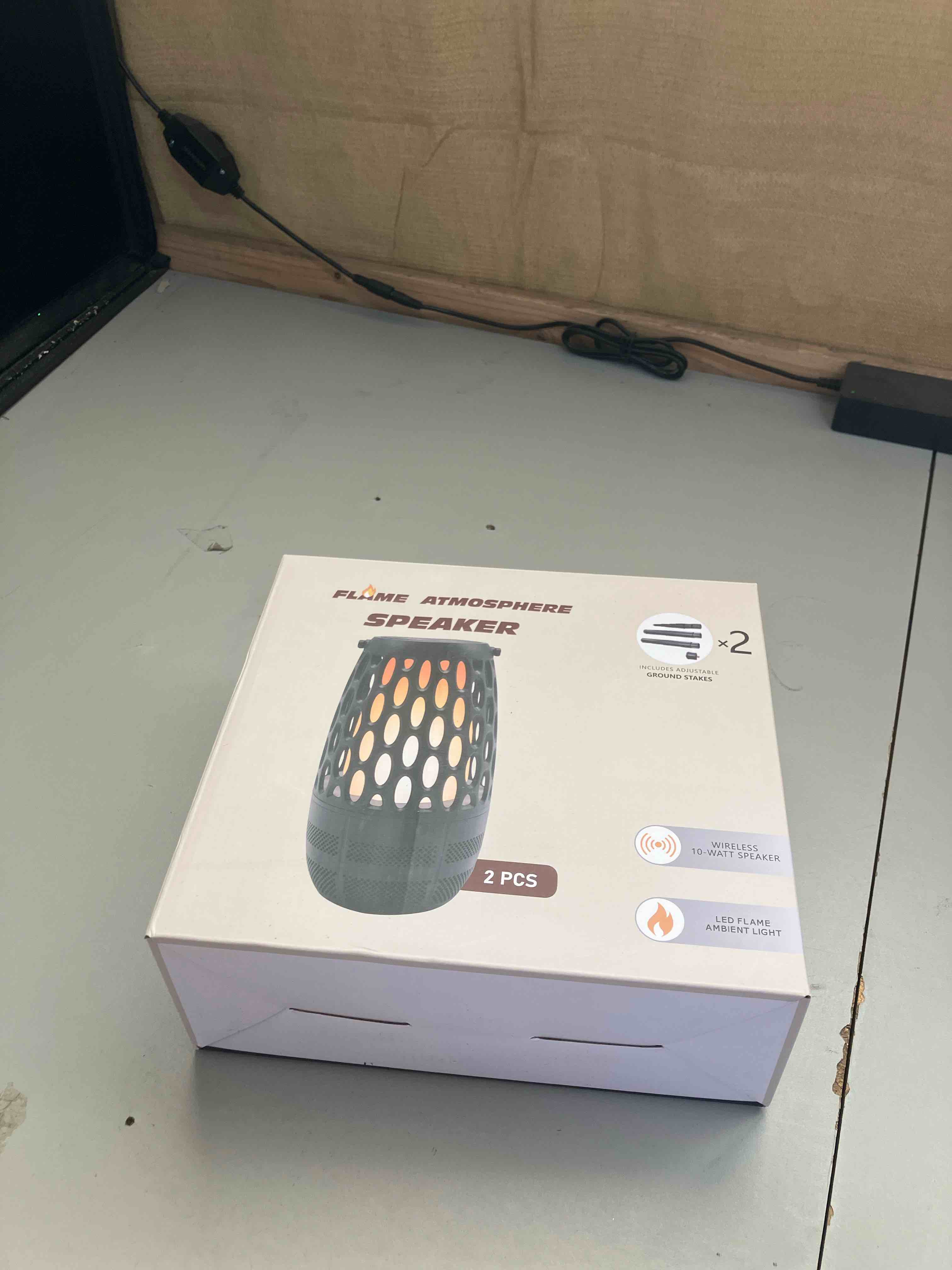 https://s3.amazonaws.com/lotting-images-prod/phillipi/TEA1206251_1741871268844.jpeg