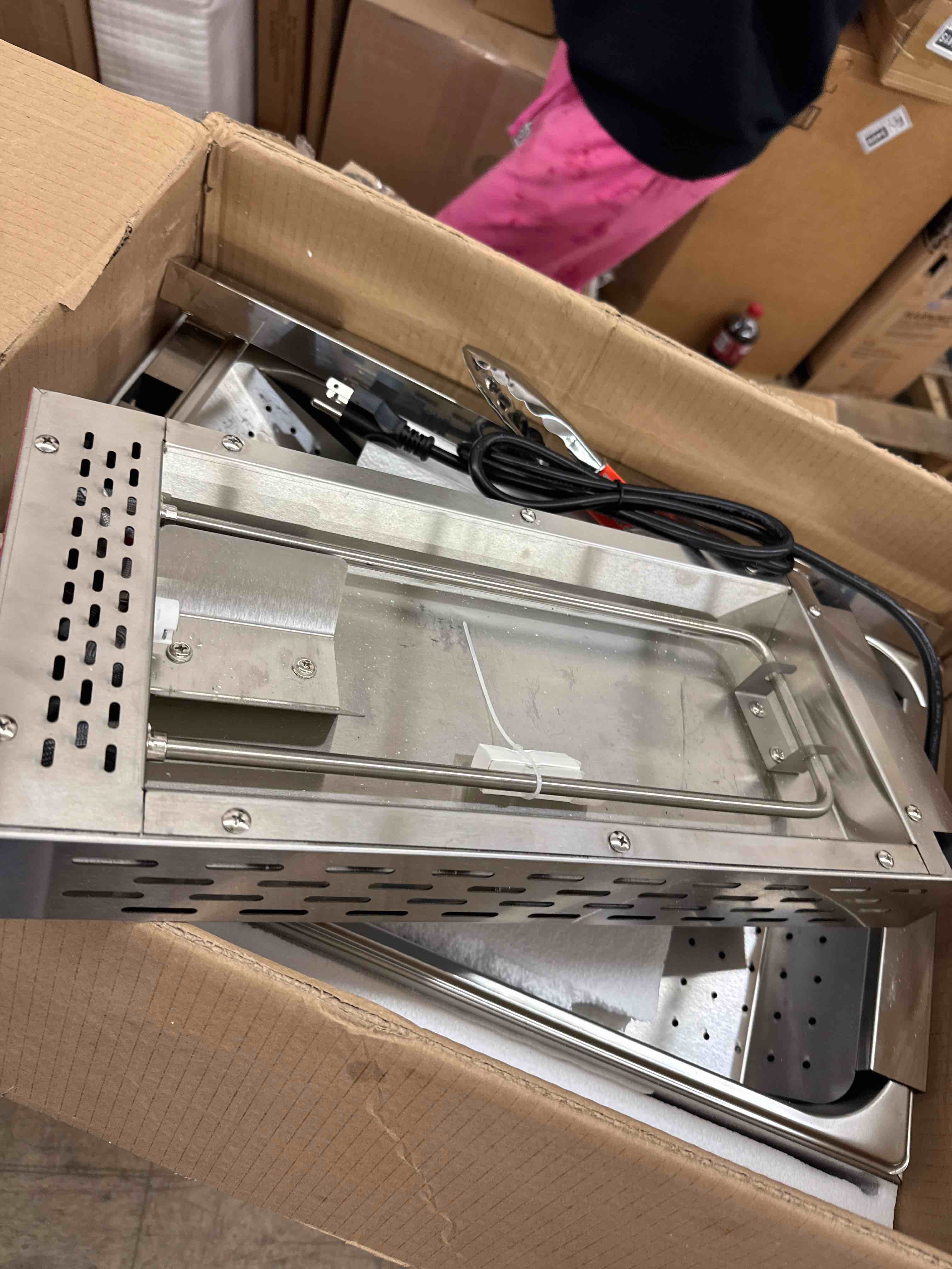 https://s3.amazonaws.com/lotting-images-prod/phillipi/TEA1207120_1748016712652.jpeg