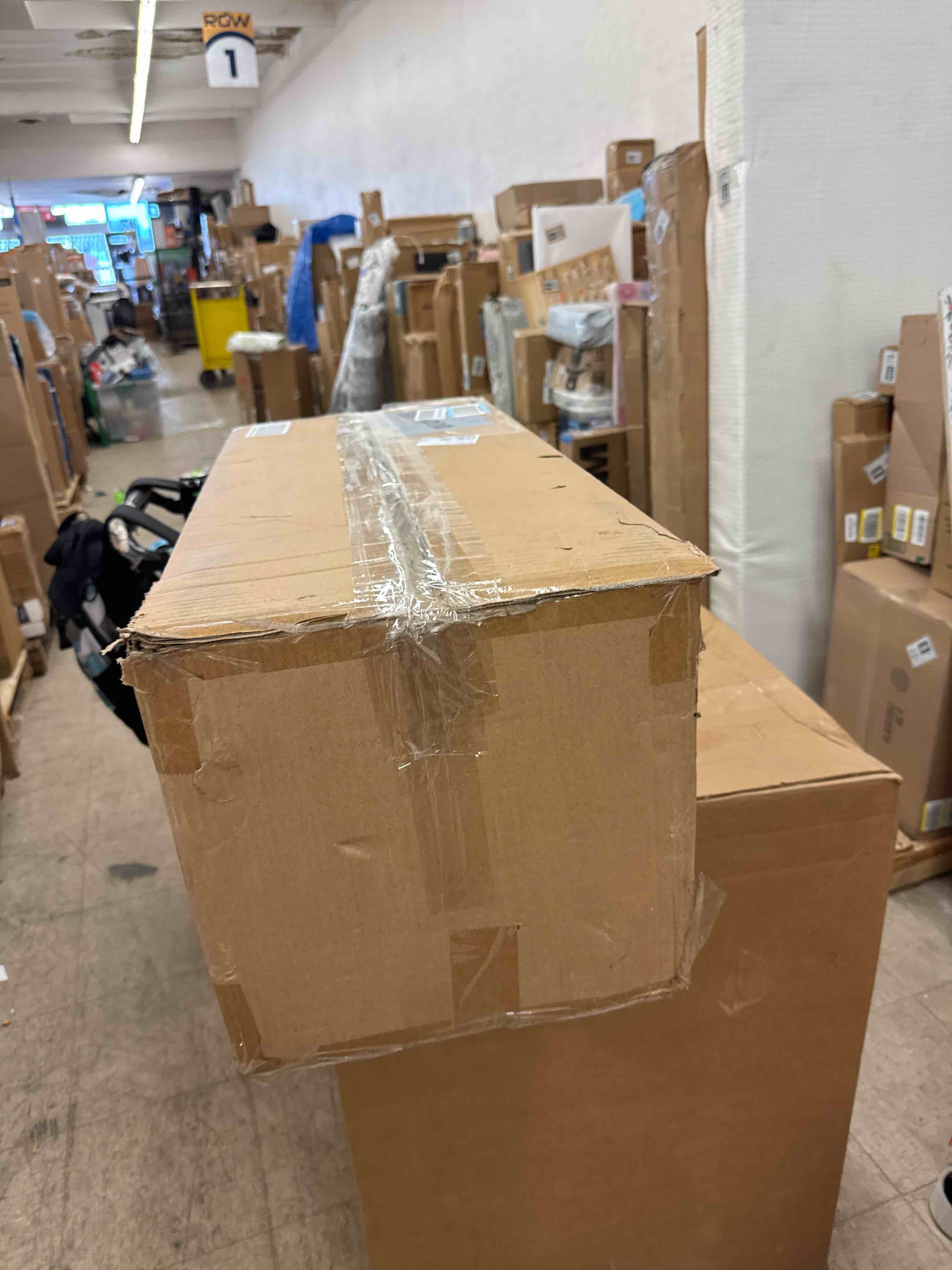 https://s3.amazonaws.com/lotting-images-prod/phillipi/TEA1207121_1748016962362.jpeg
