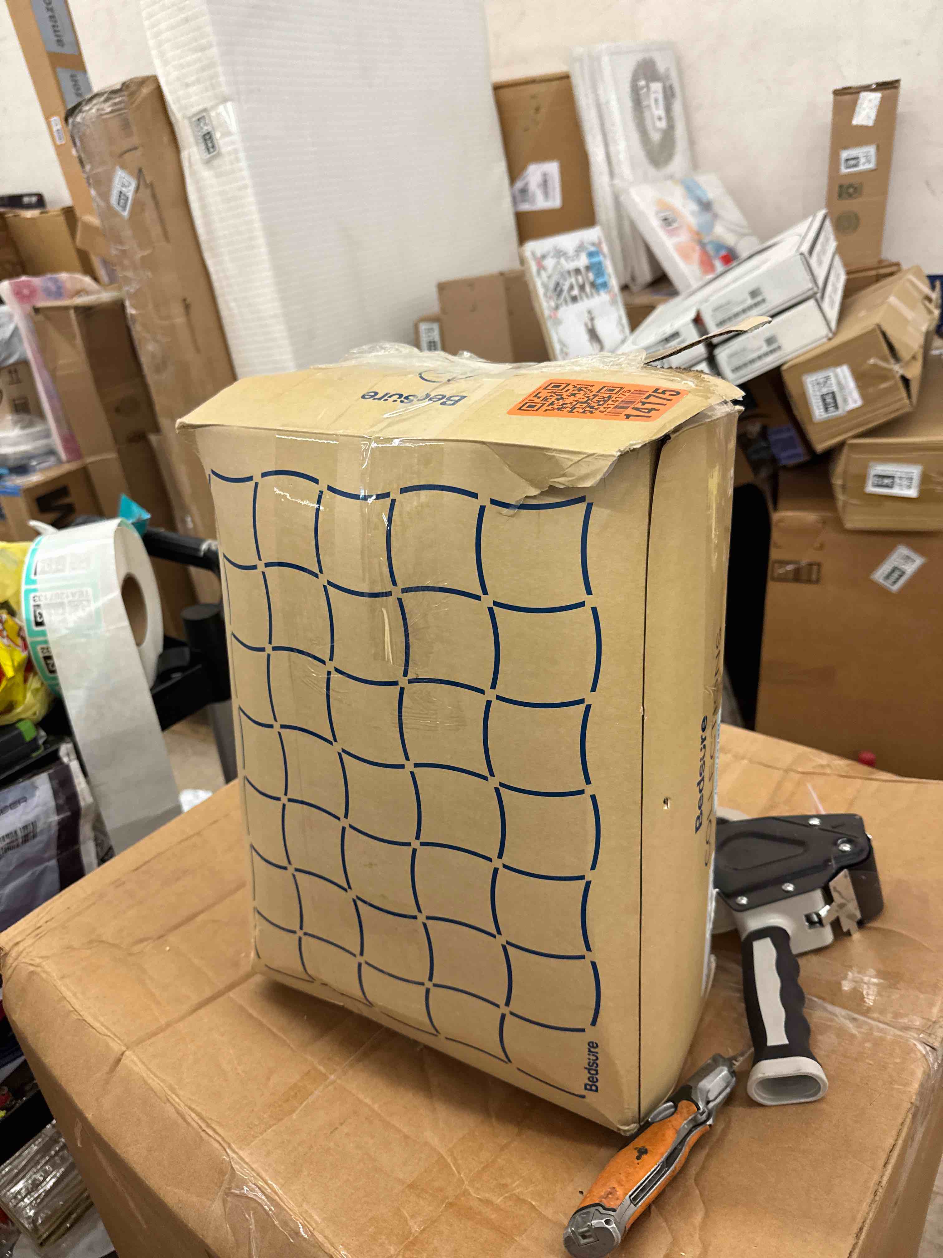 https://s3.amazonaws.com/lotting-images-prod/phillipi/TEA1207125_1748017335605.jpeg