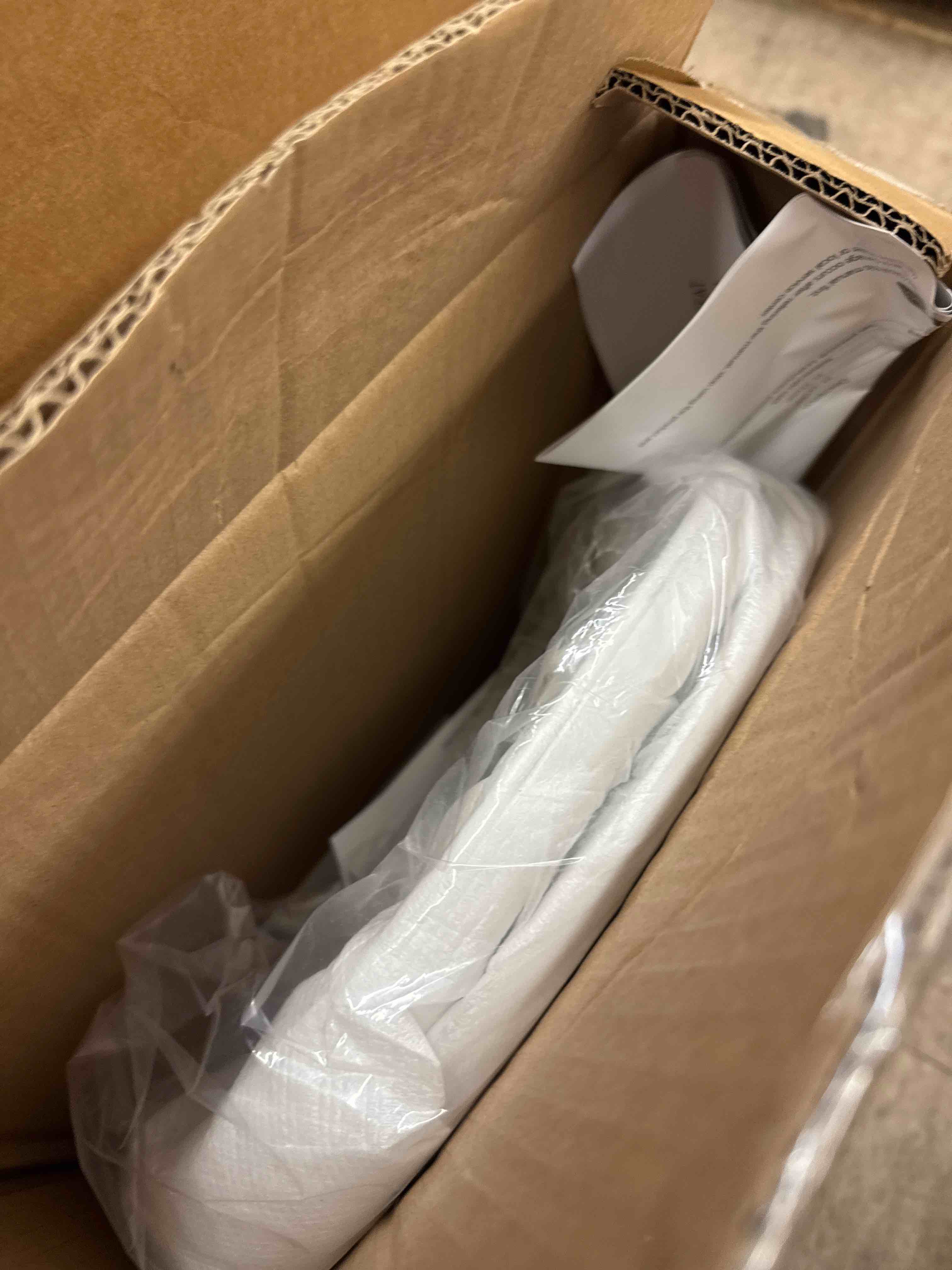 https://s3.amazonaws.com/lotting-images-prod/phillipi/TEA1207139_1748021087738.jpeg