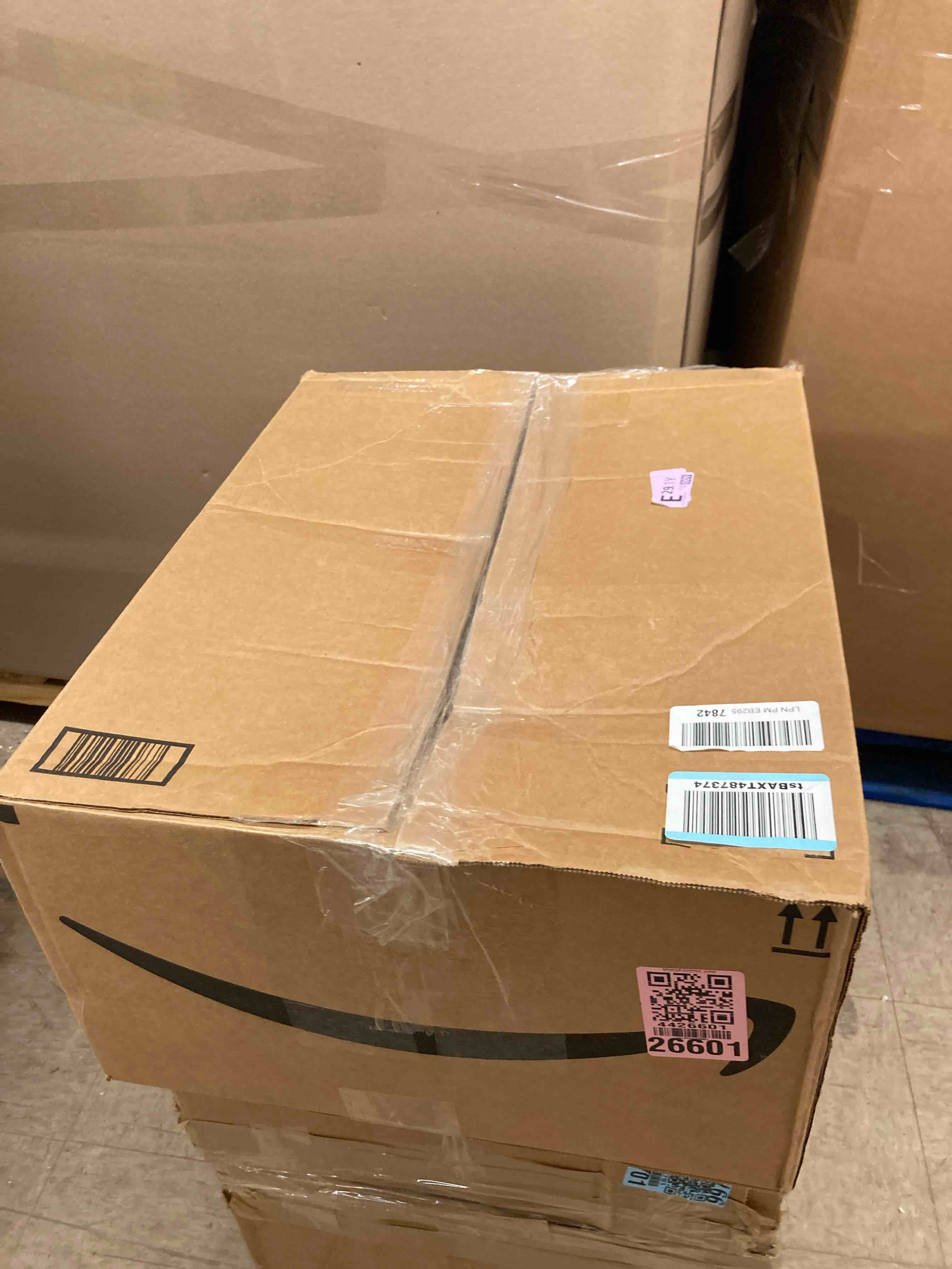 https://s3.amazonaws.com/lotting-images-prod/phillipi/TEA1207660_1748978993456.jpeg