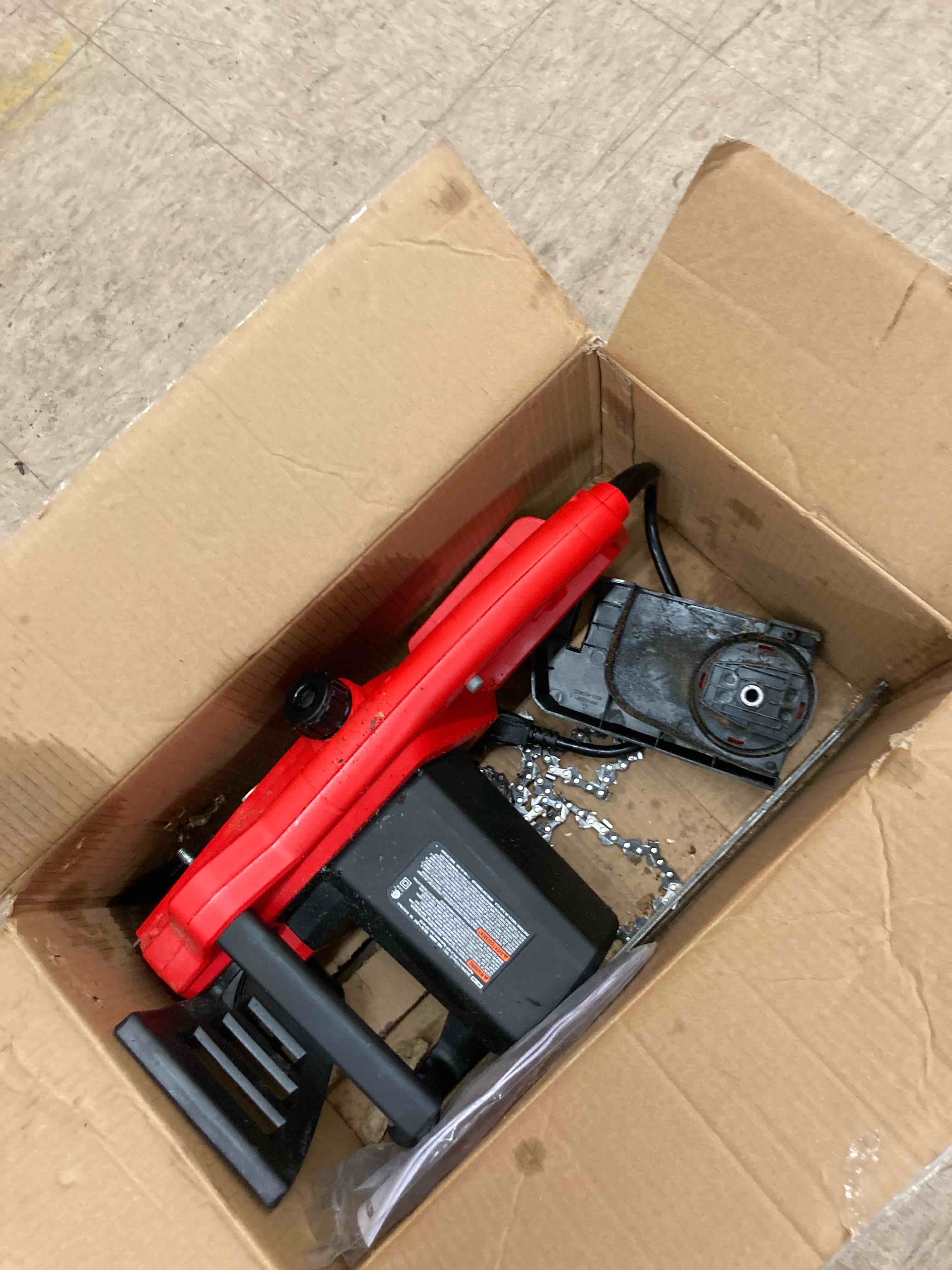 https://s3.amazonaws.com/lotting-images-prod/phillipi/TEA1207666_1748983047721.jpeg