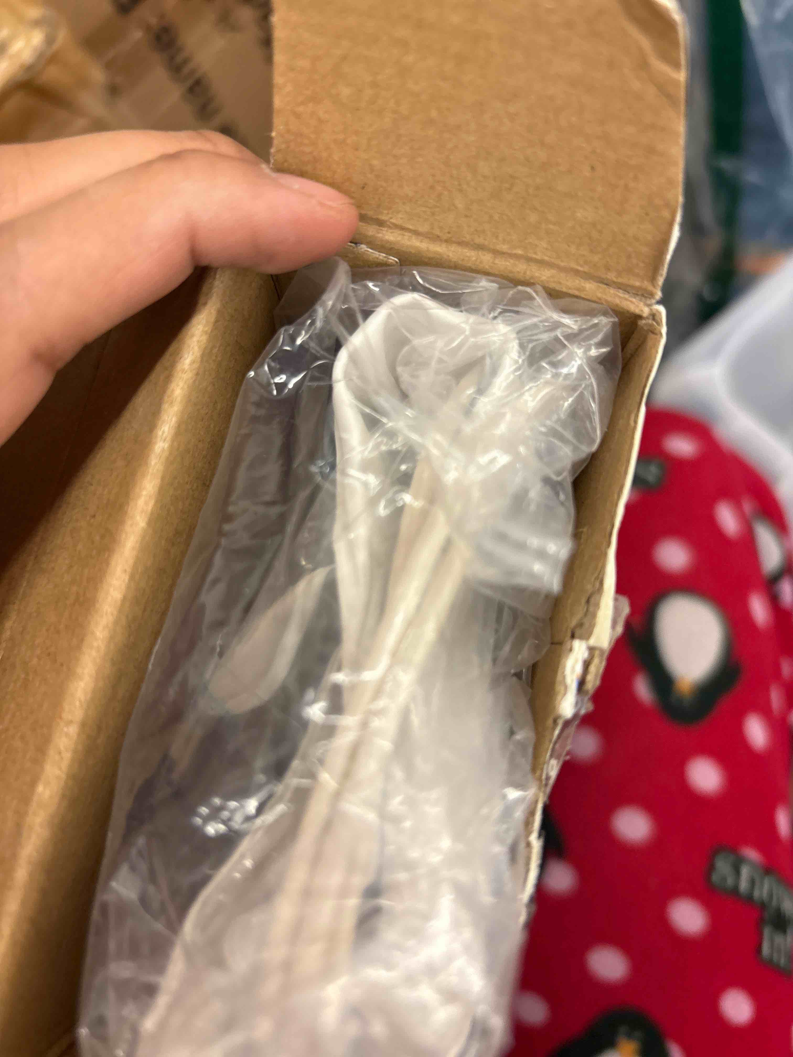 https://s3.amazonaws.com/lotting-images-prod/phillipi/TEA1207820_1749141070415.jpeg