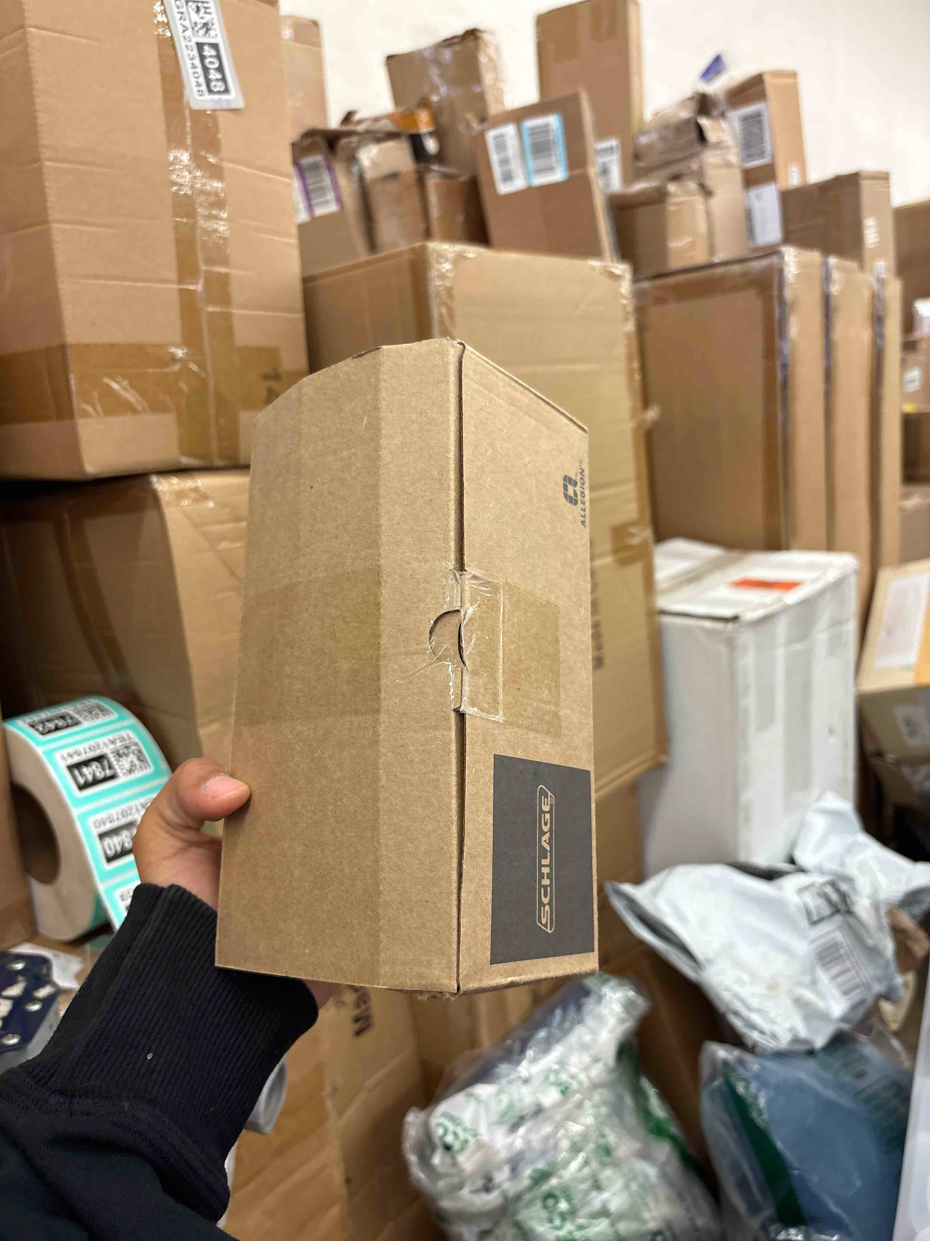 https://s3.amazonaws.com/lotting-images-prod/phillipi/TEA1207823_1749142089963.jpeg