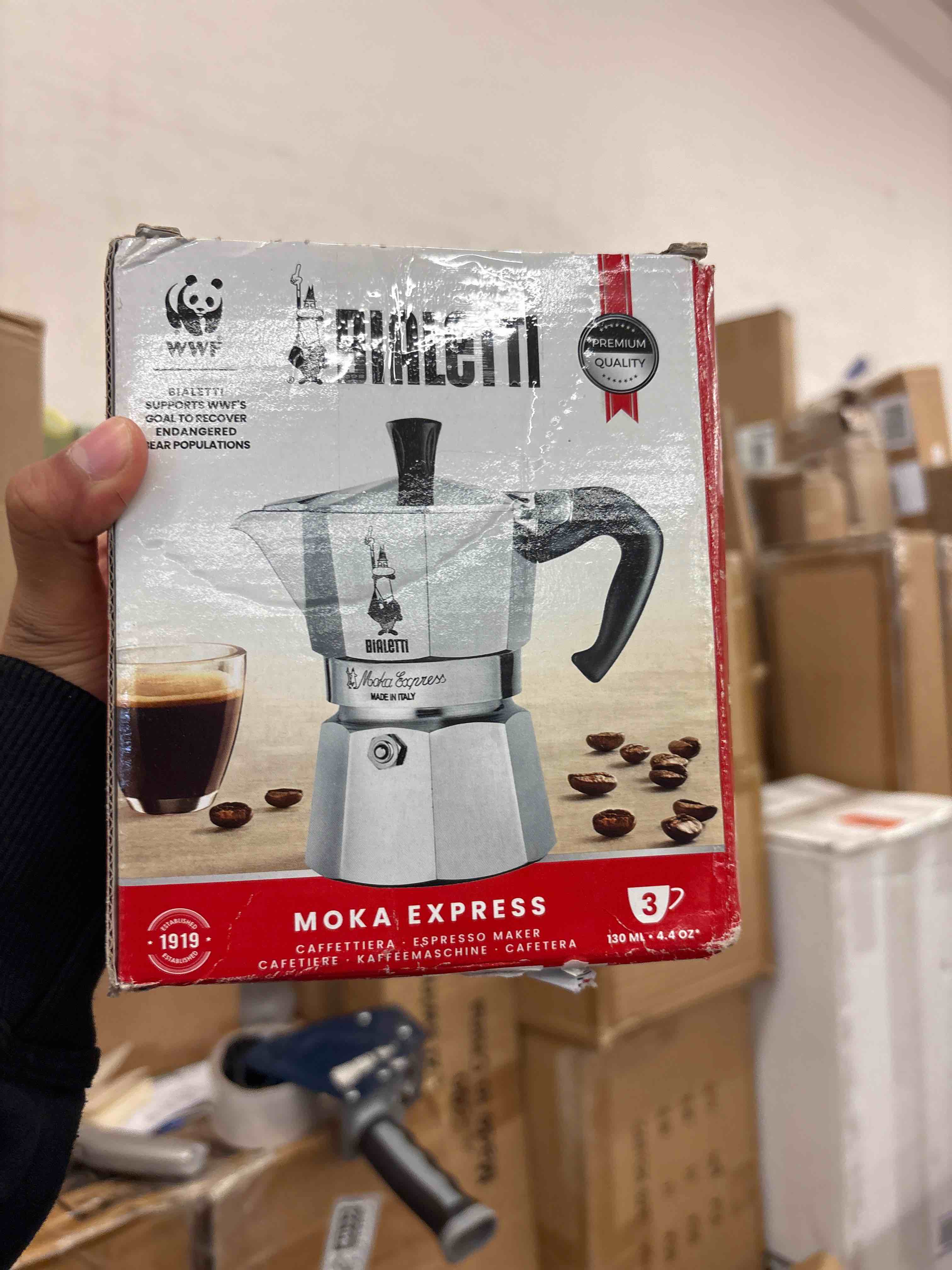 https://s3.amazonaws.com/lotting-images-prod/phillipi/TEA1207831_1749147004348.jpeg