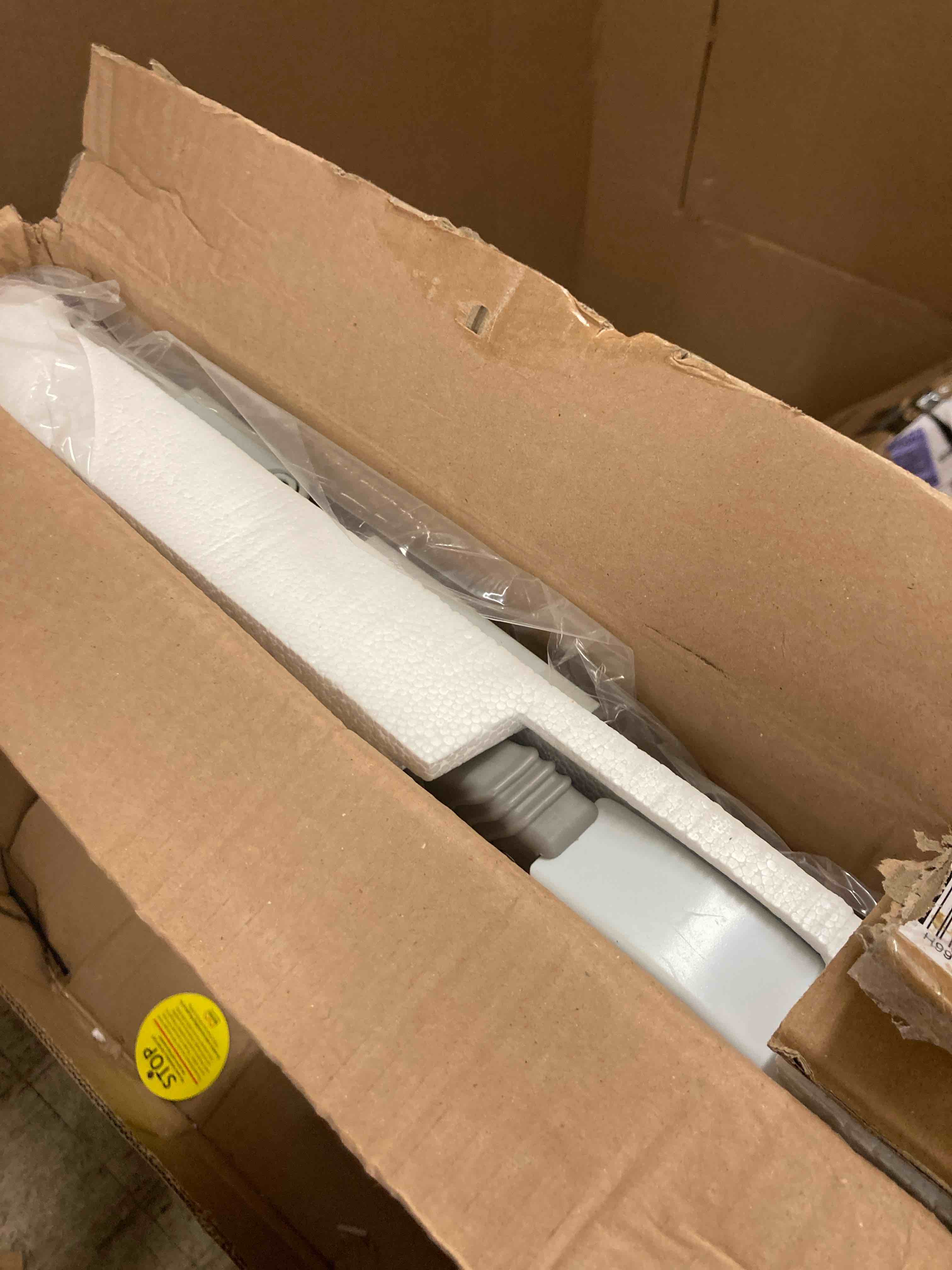 https://s3.amazonaws.com/lotting-images-prod/phillipi/TEA1208048_1749485560786.jpeg