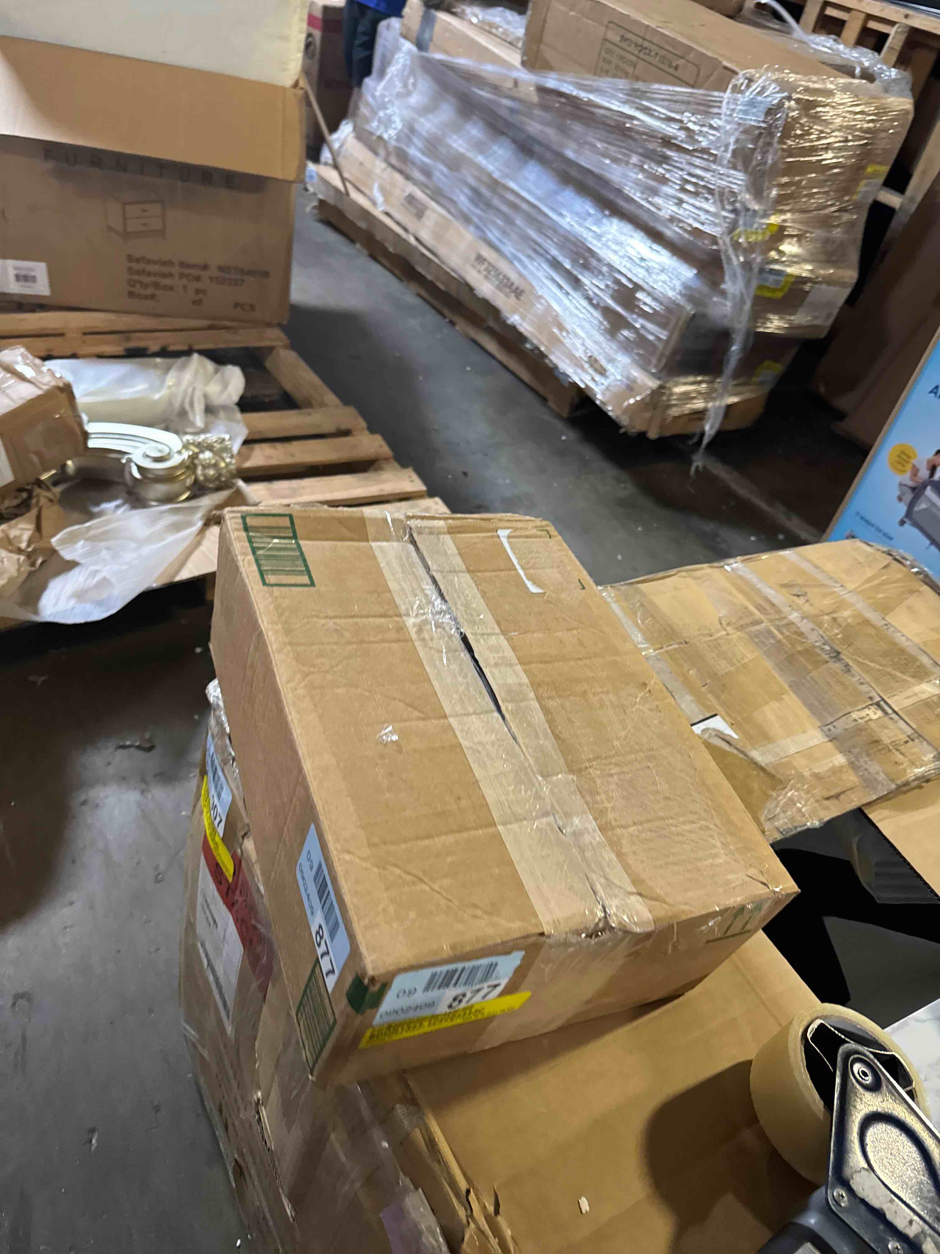 https://s3.amazonaws.com/lotting-images-prod/phillipi/TEA1208559_1750946395578.jpeg