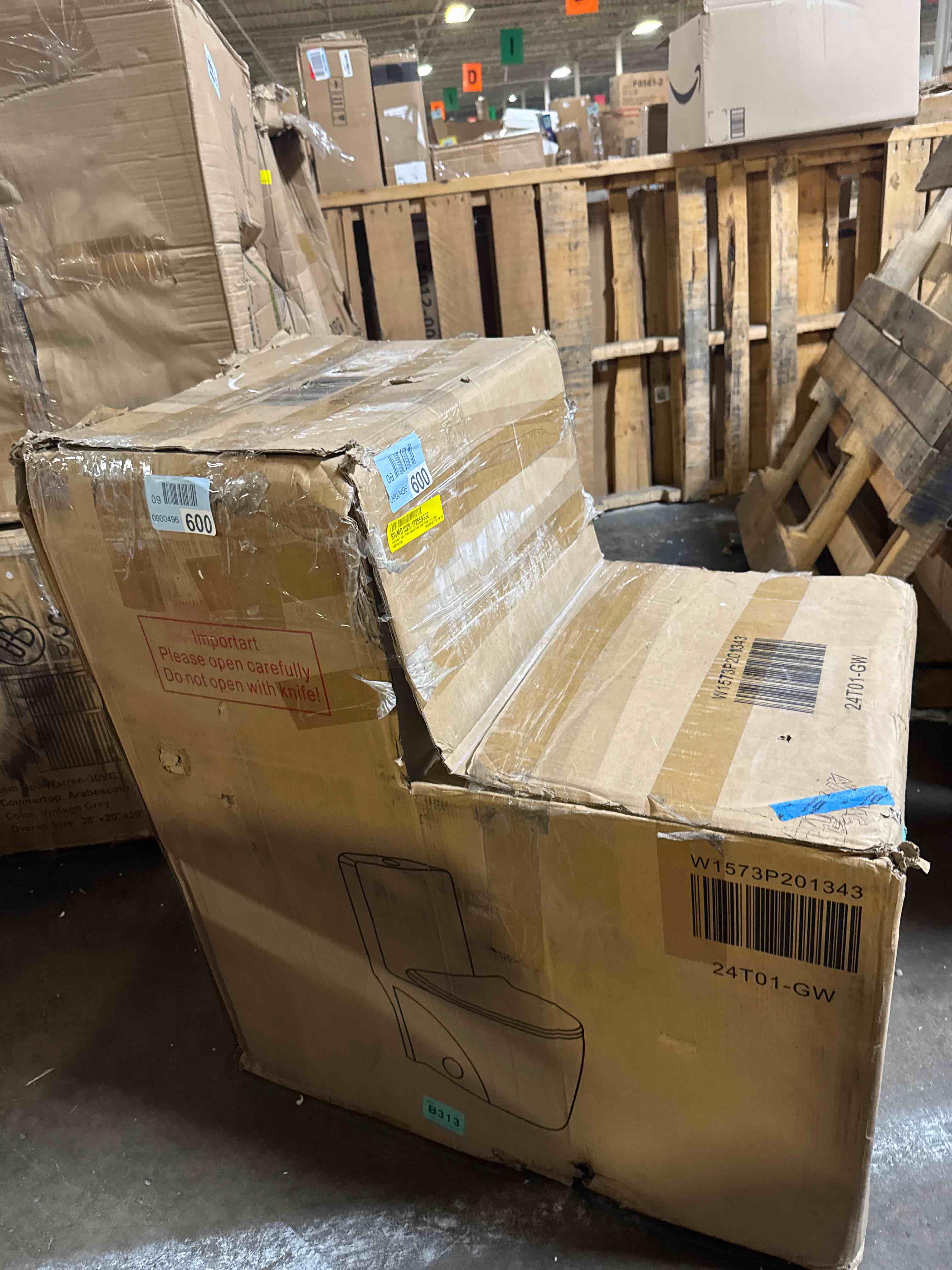 https://s3.amazonaws.com/lotting-images-prod/phillipi/TEA1208570_1750948726519.jpeg