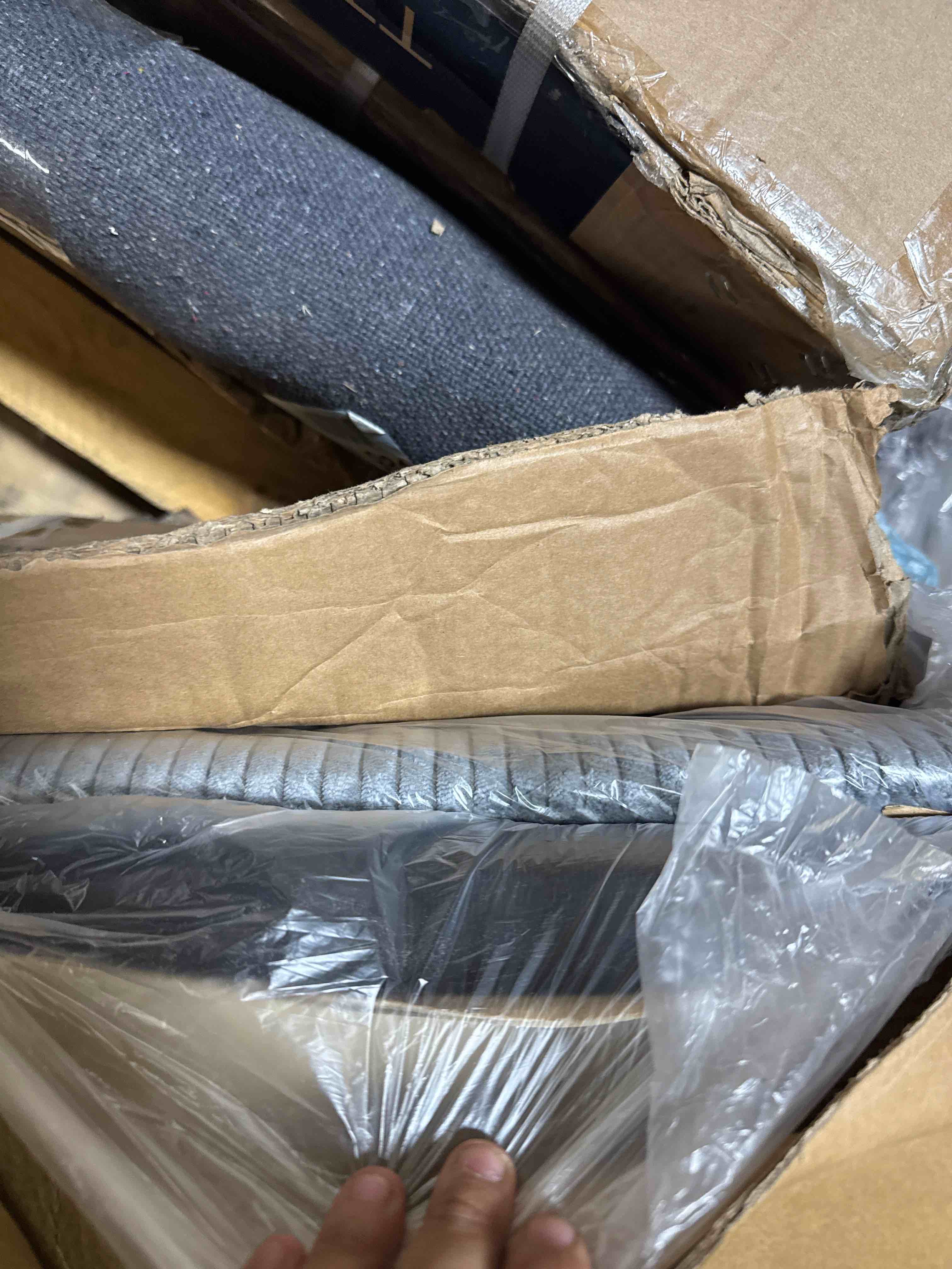 https://s3.amazonaws.com/lotting-images-prod/phillipi/TEA1208576_1750949553581.jpeg