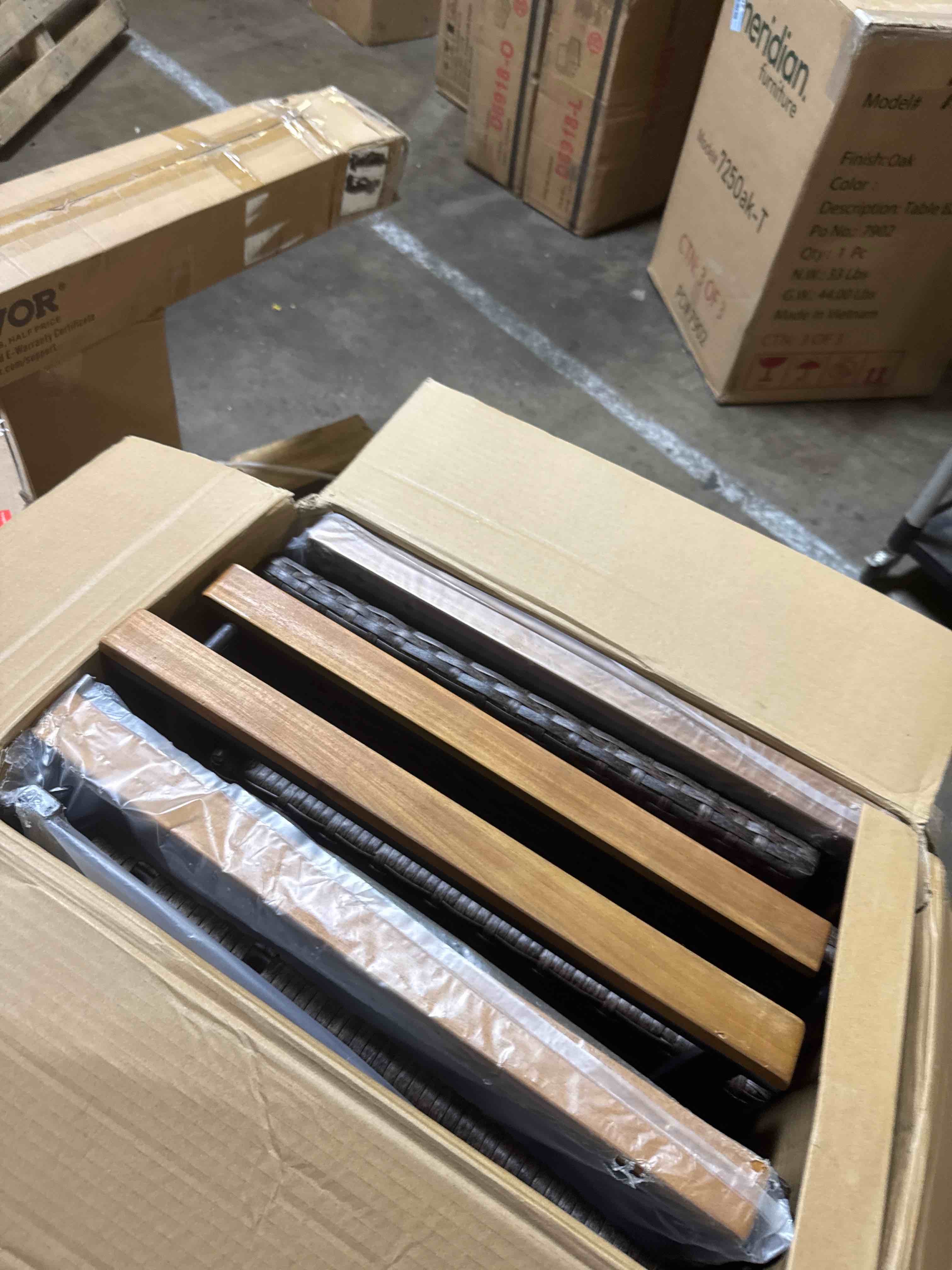 https://s3.amazonaws.com/lotting-images-prod/phillipi/TEA1208581_1750950405766.jpeg