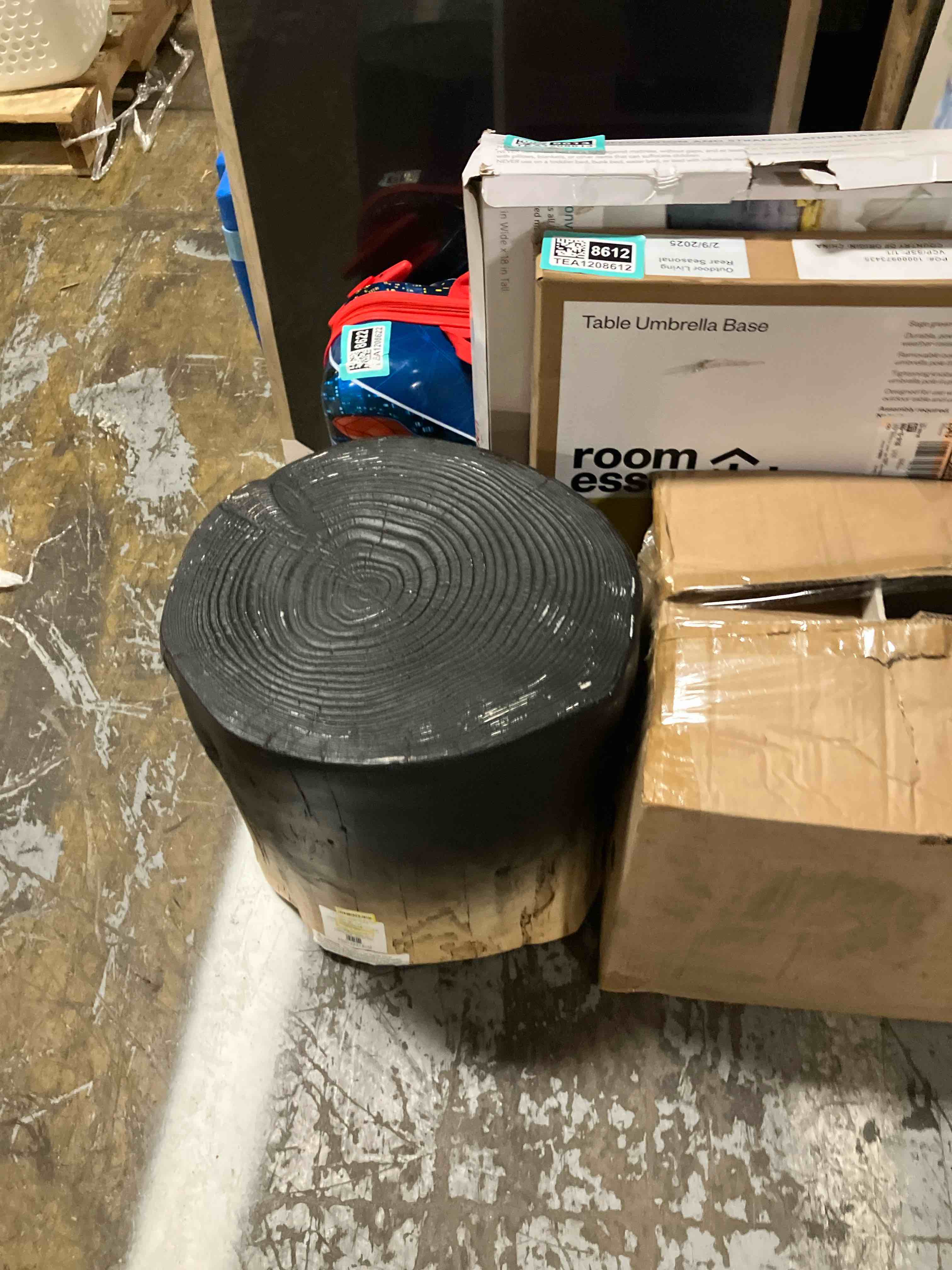 https://s3.amazonaws.com/lotting-images-prod/phillipi/TEA1208610_1753471028292.jpeg