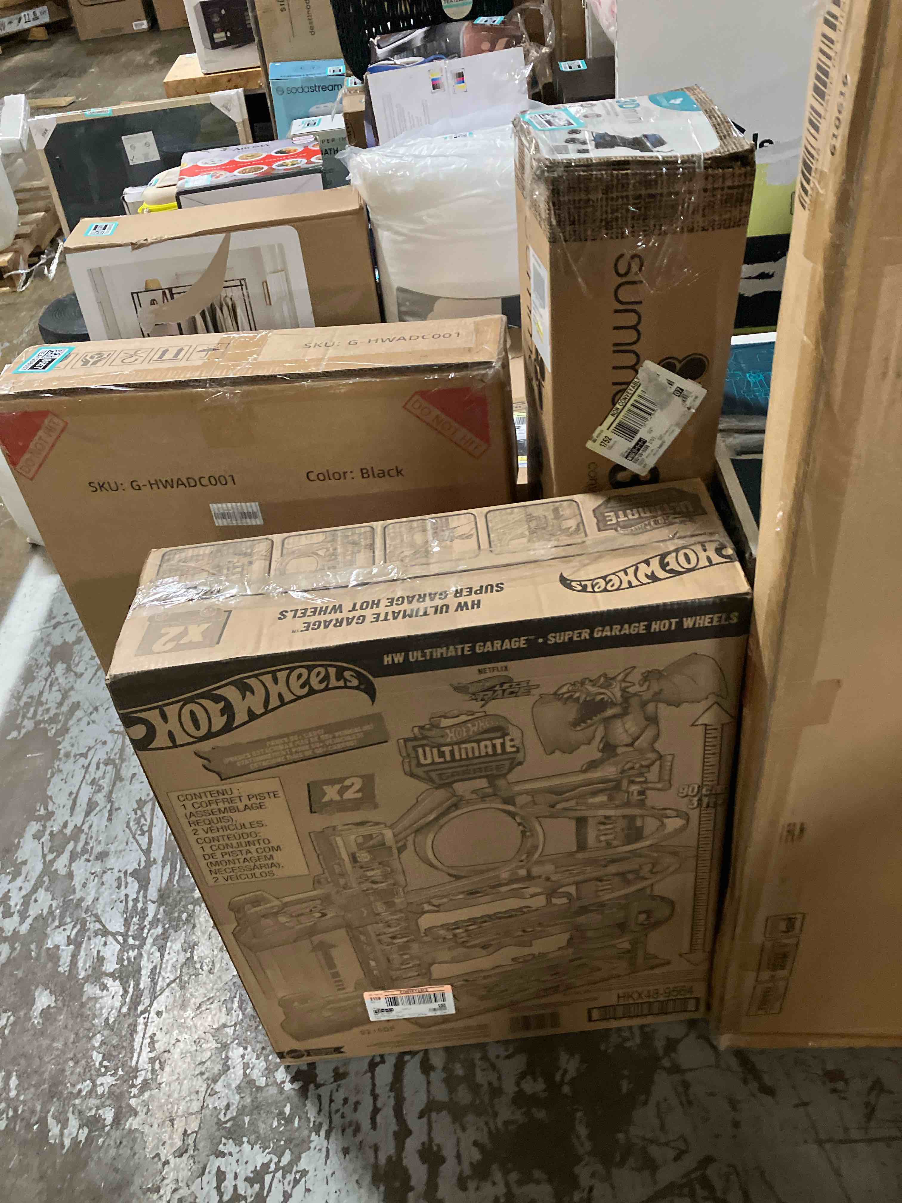 https://s3.amazonaws.com/lotting-images-prod/phillipi/TEA1208659_1753473717068.jpeg