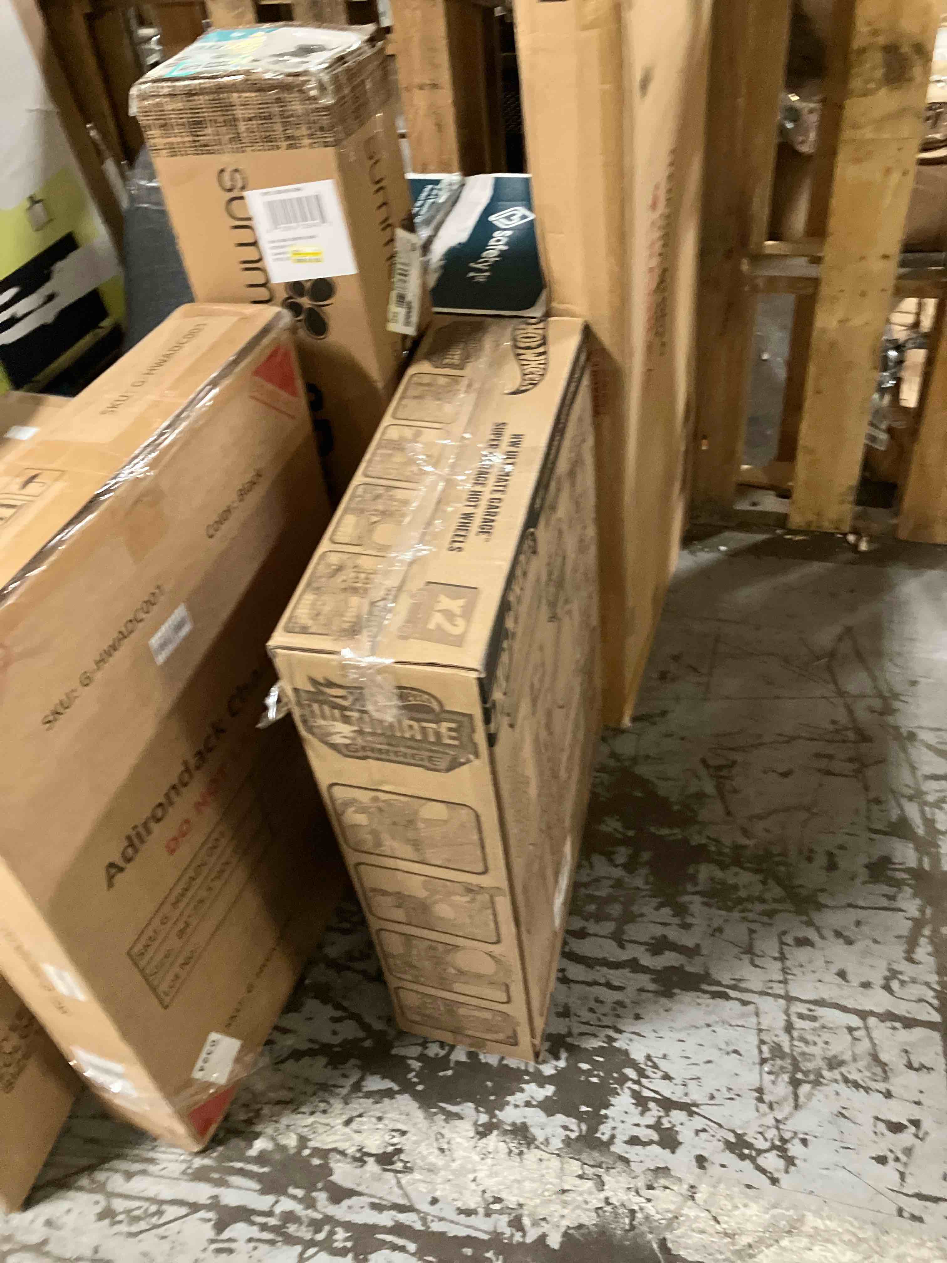 https://s3.amazonaws.com/lotting-images-prod/phillipi/TEA1208659_1753473720545.jpeg