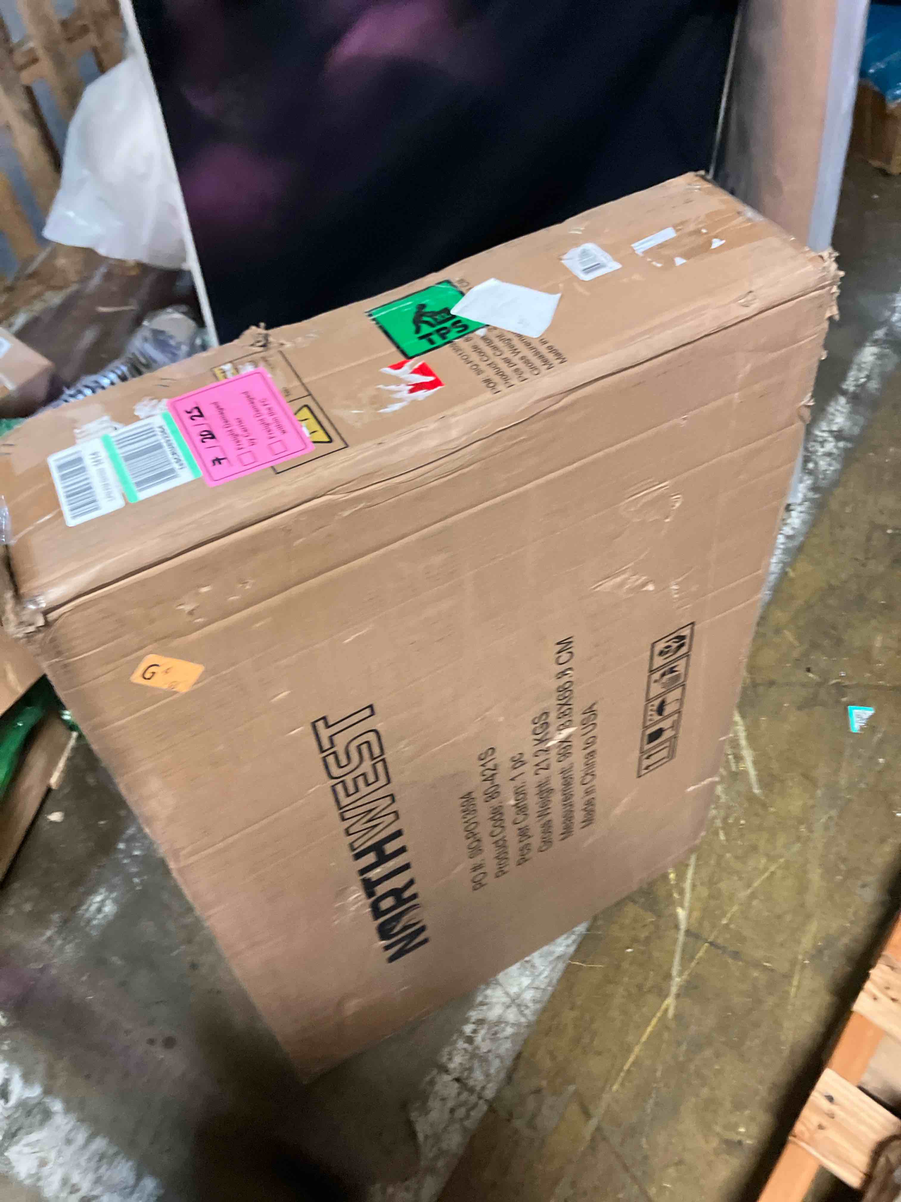 https://s3.amazonaws.com/lotting-images-prod/phillipi/TEA1208685_1753730071056.jpeg