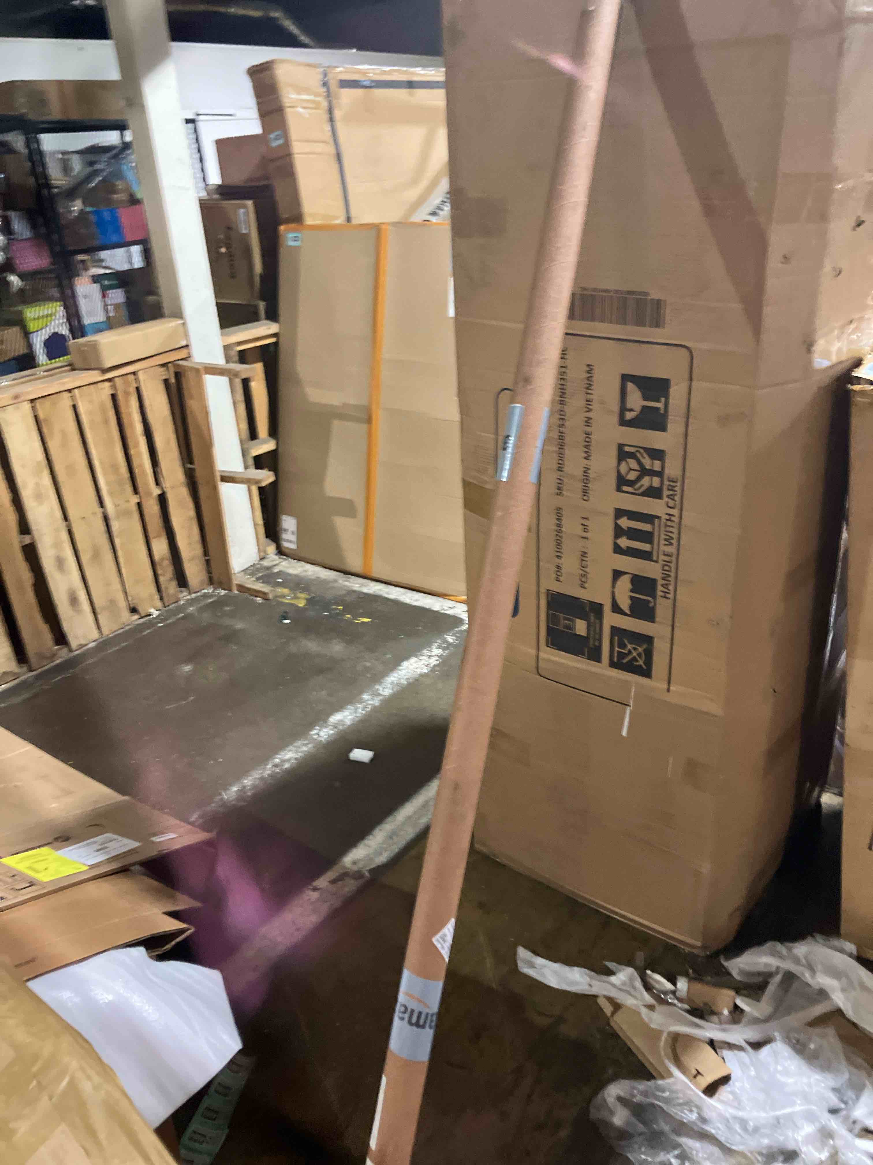 https://s3.amazonaws.com/lotting-images-prod/phillipi/TEA1208694_1753733914540.jpeg
