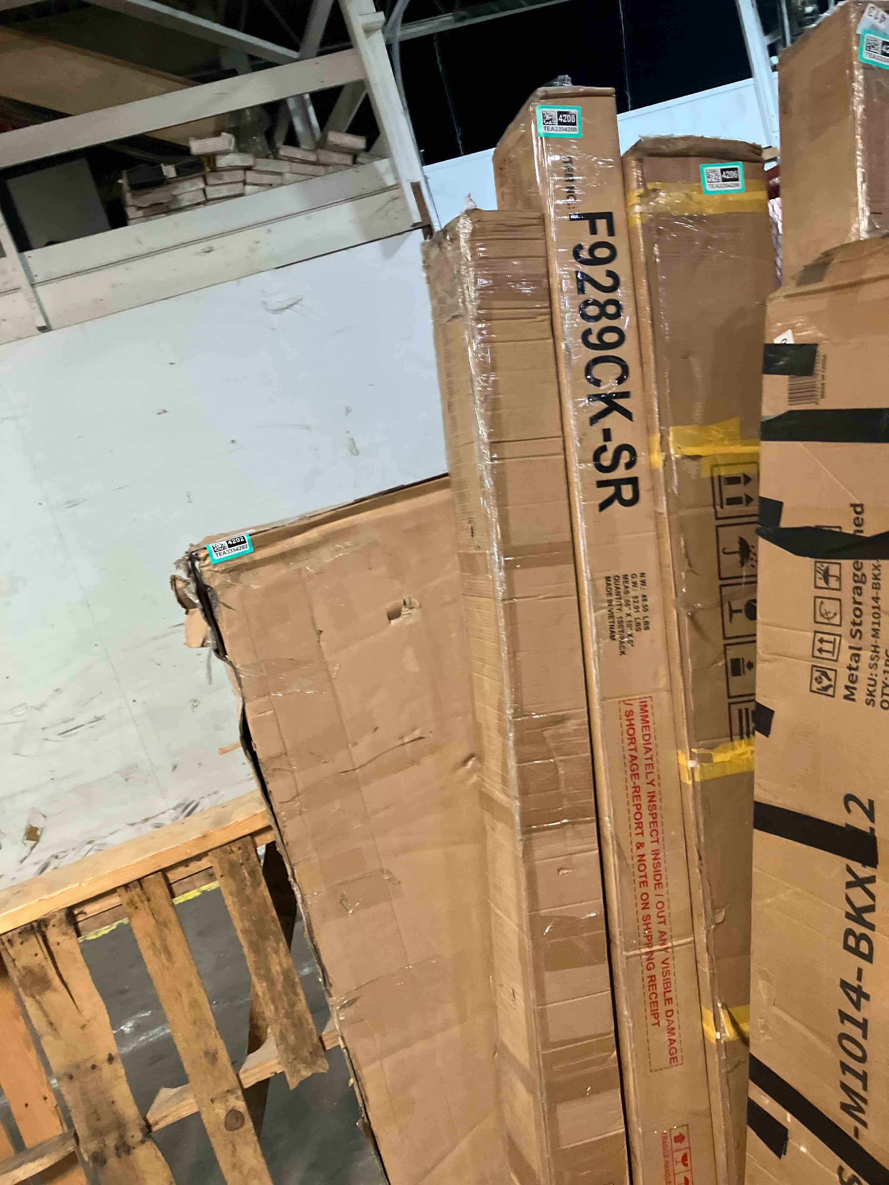 https://s3.amazonaws.com/lotting-images-prod/phillipi/TEA1208703_1753989637685.jpeg