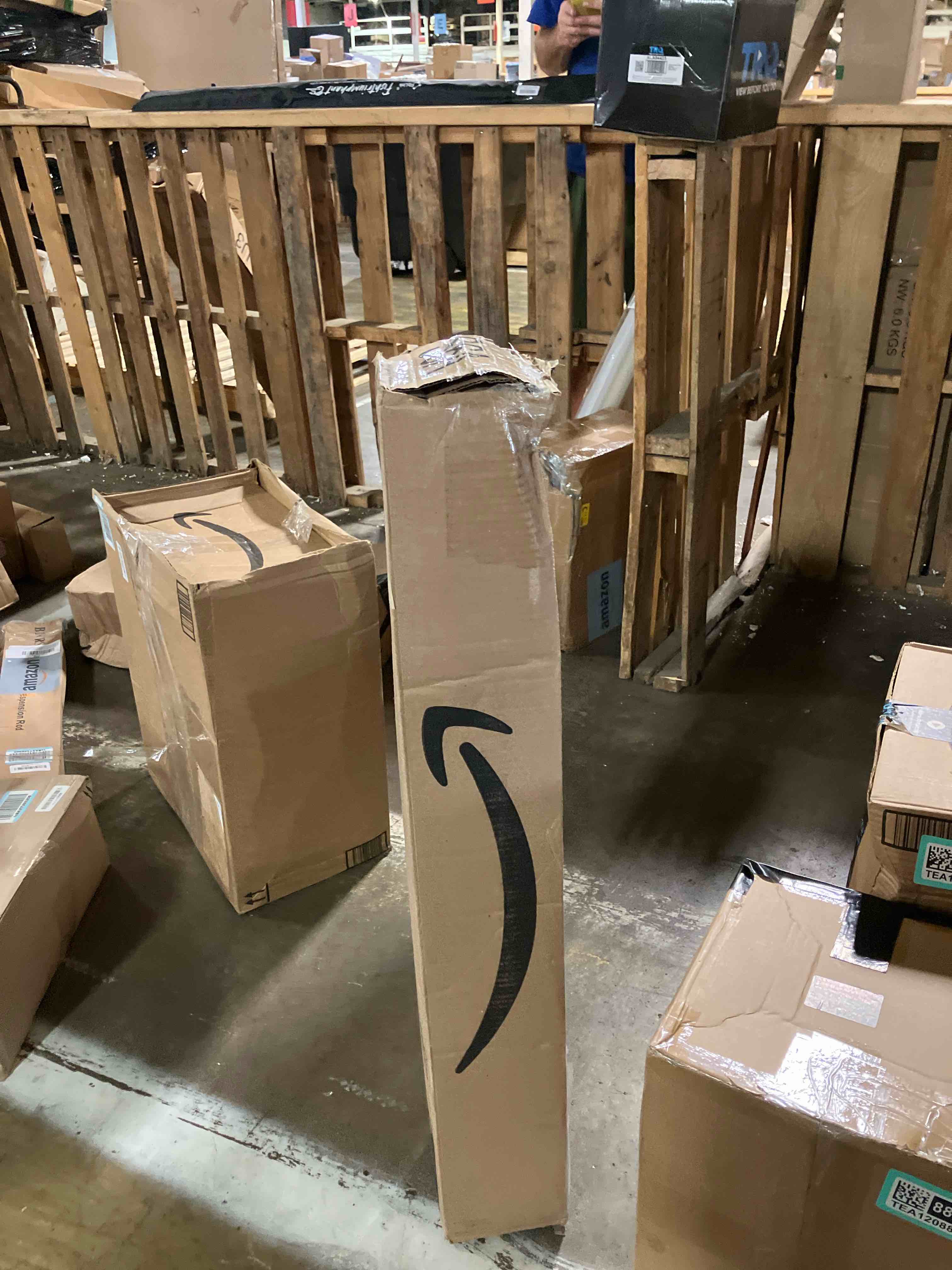 https://s3.amazonaws.com/lotting-images-prod/phillipi/TEA1208827_1753803079305.jpeg
