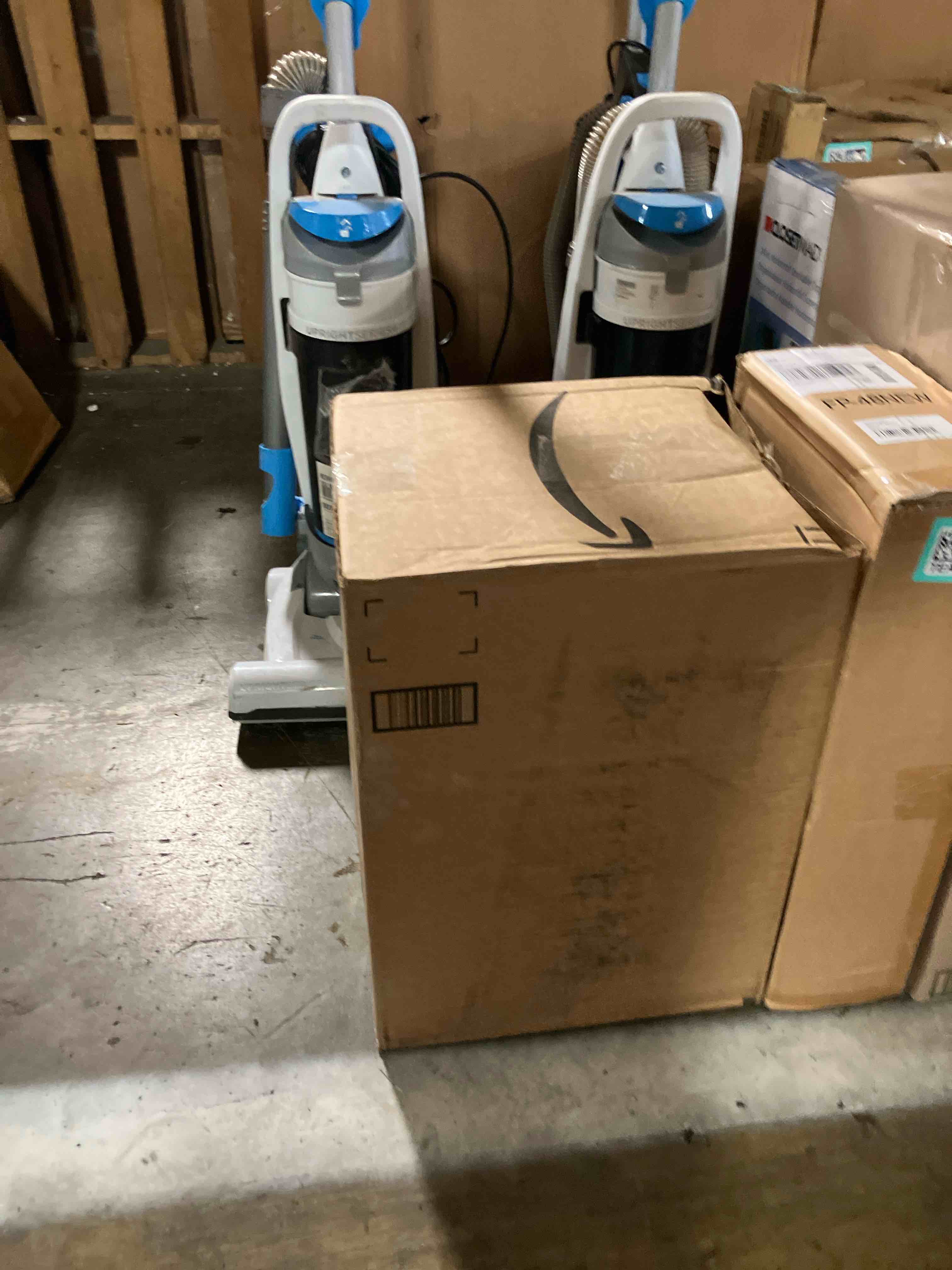 https://s3.amazonaws.com/lotting-images-prod/phillipi/TEA1208852_1753798391423.jpeg