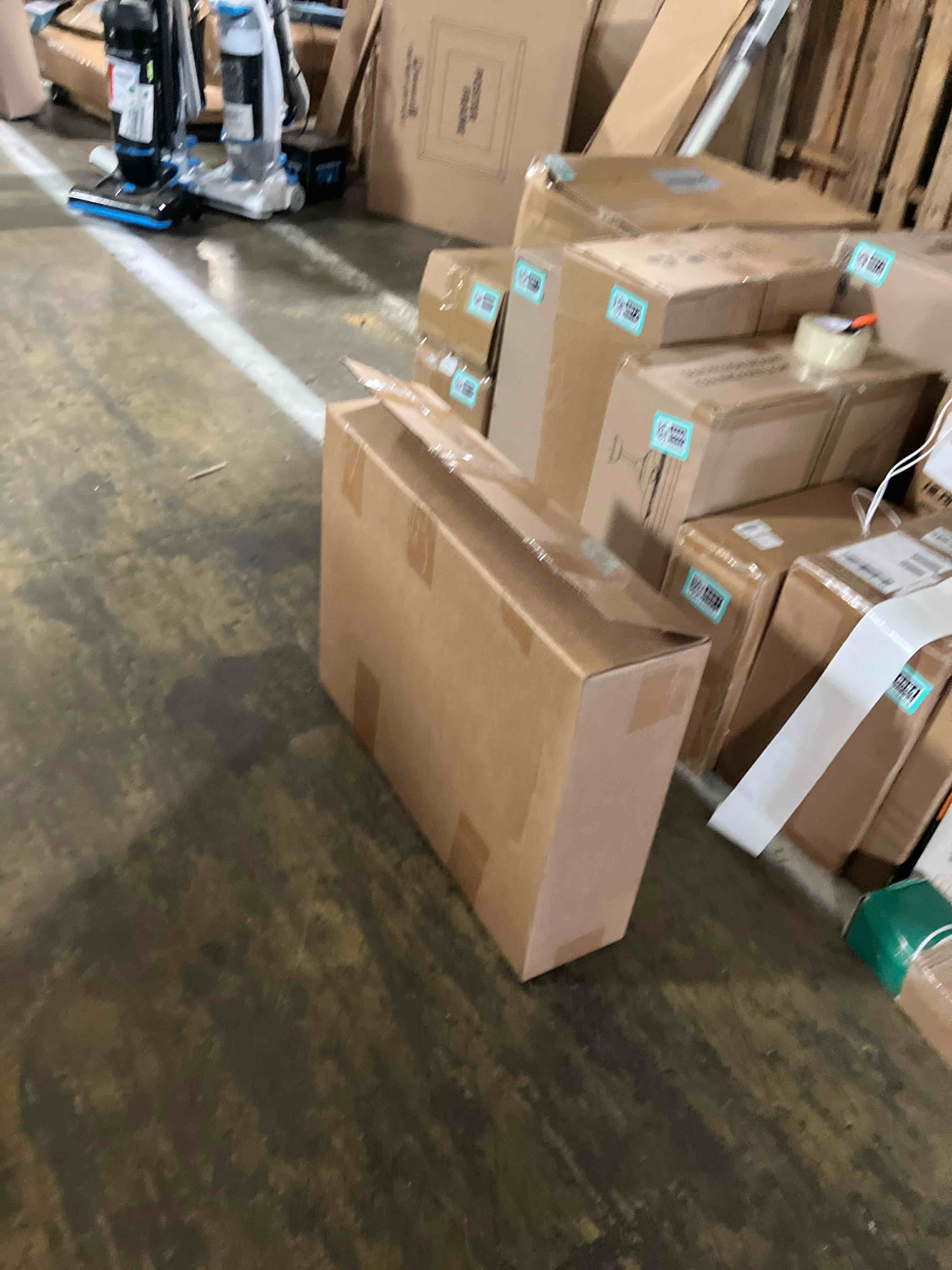 https://s3.amazonaws.com/lotting-images-prod/phillipi/TEA1208865_1753793442856.jpeg