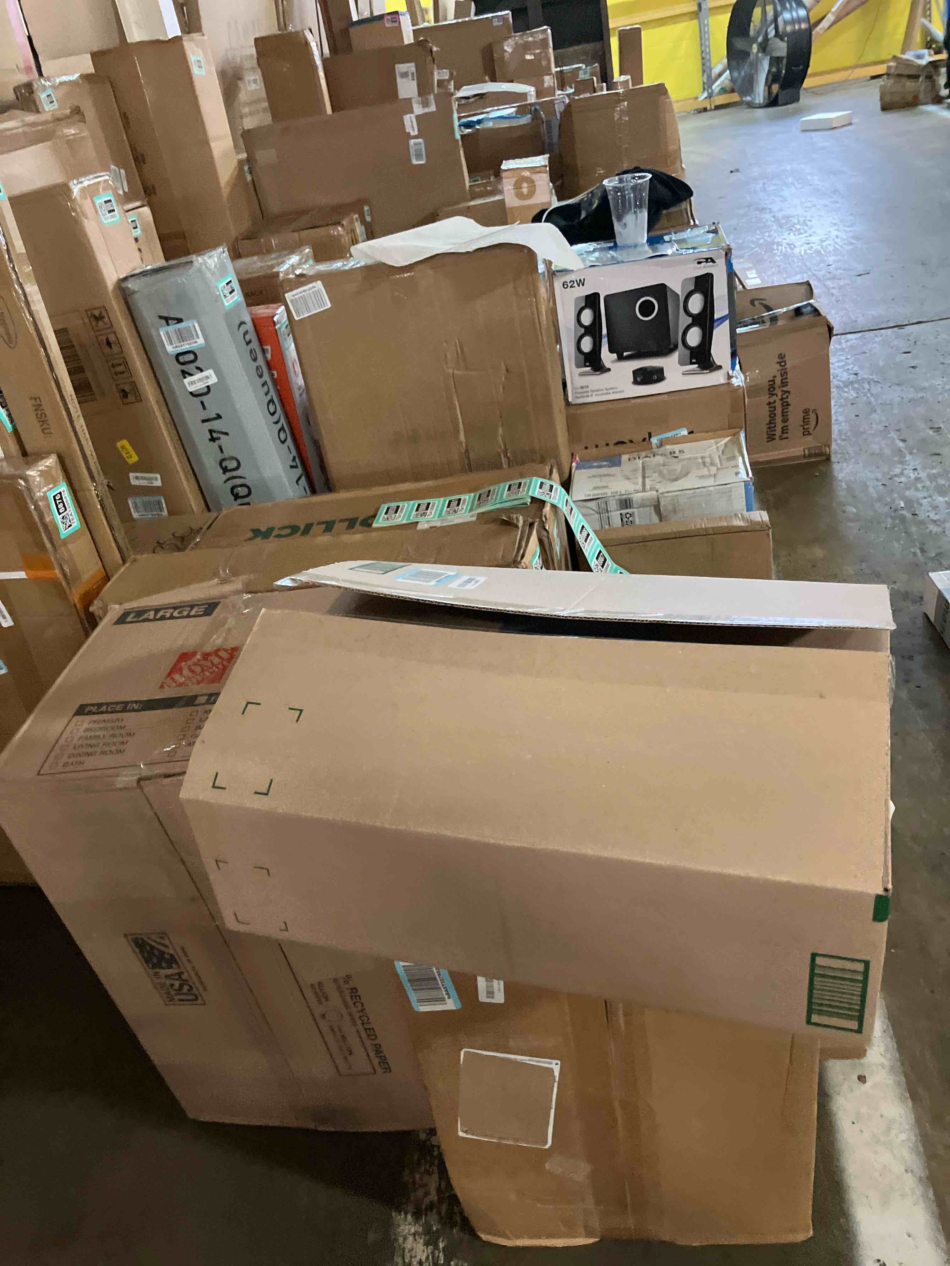 https://s3.amazonaws.com/lotting-images-prod/phillipi/TEA1208871_1753792214105.jpeg
