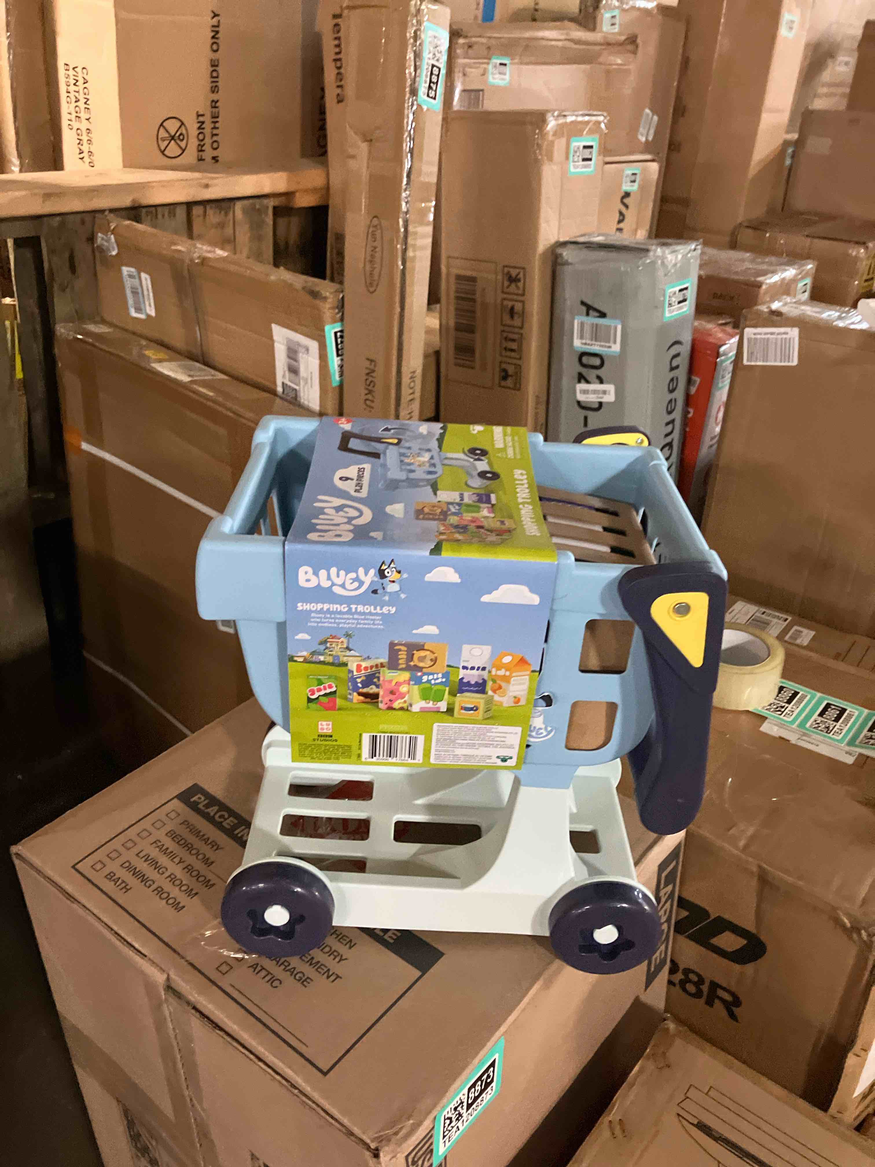 https://s3.amazonaws.com/lotting-images-prod/phillipi/TEA1208872_1753791732071.jpeg