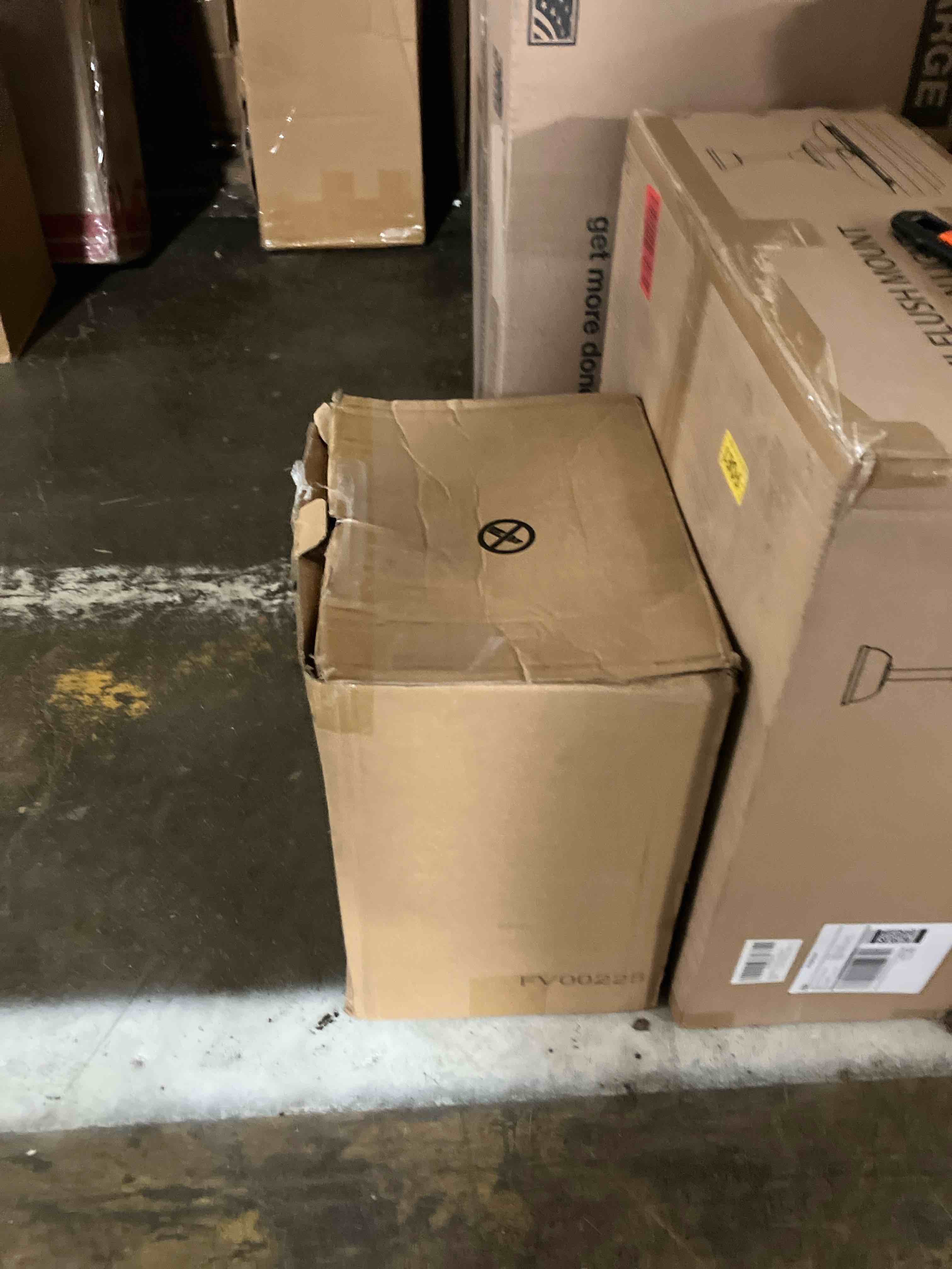 https://s3.amazonaws.com/lotting-images-prod/phillipi/TEA1208872_1753791757188.jpeg