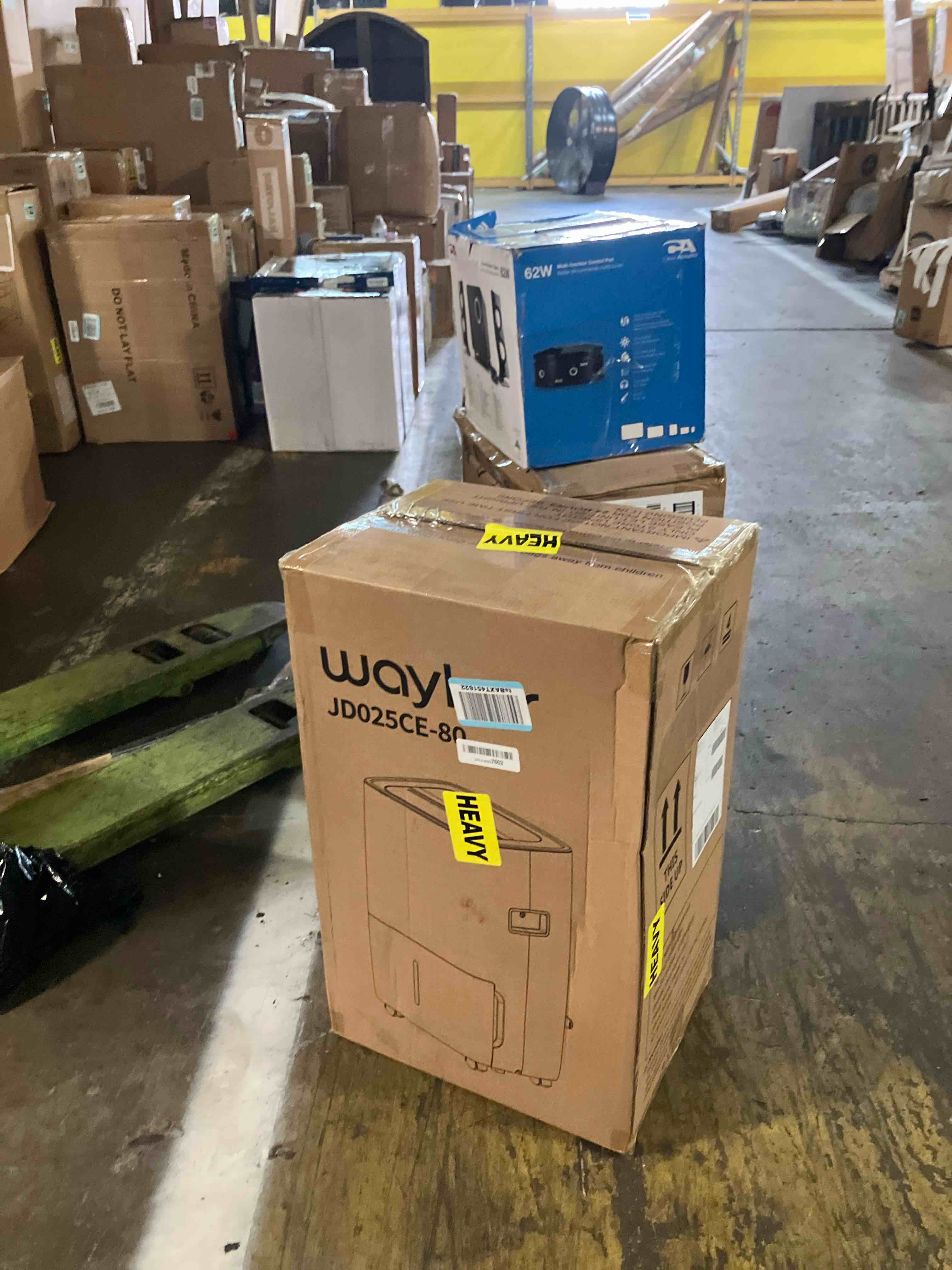 https://s3.amazonaws.com/lotting-images-prod/phillipi/TEA1208899_1753734820868.jpeg