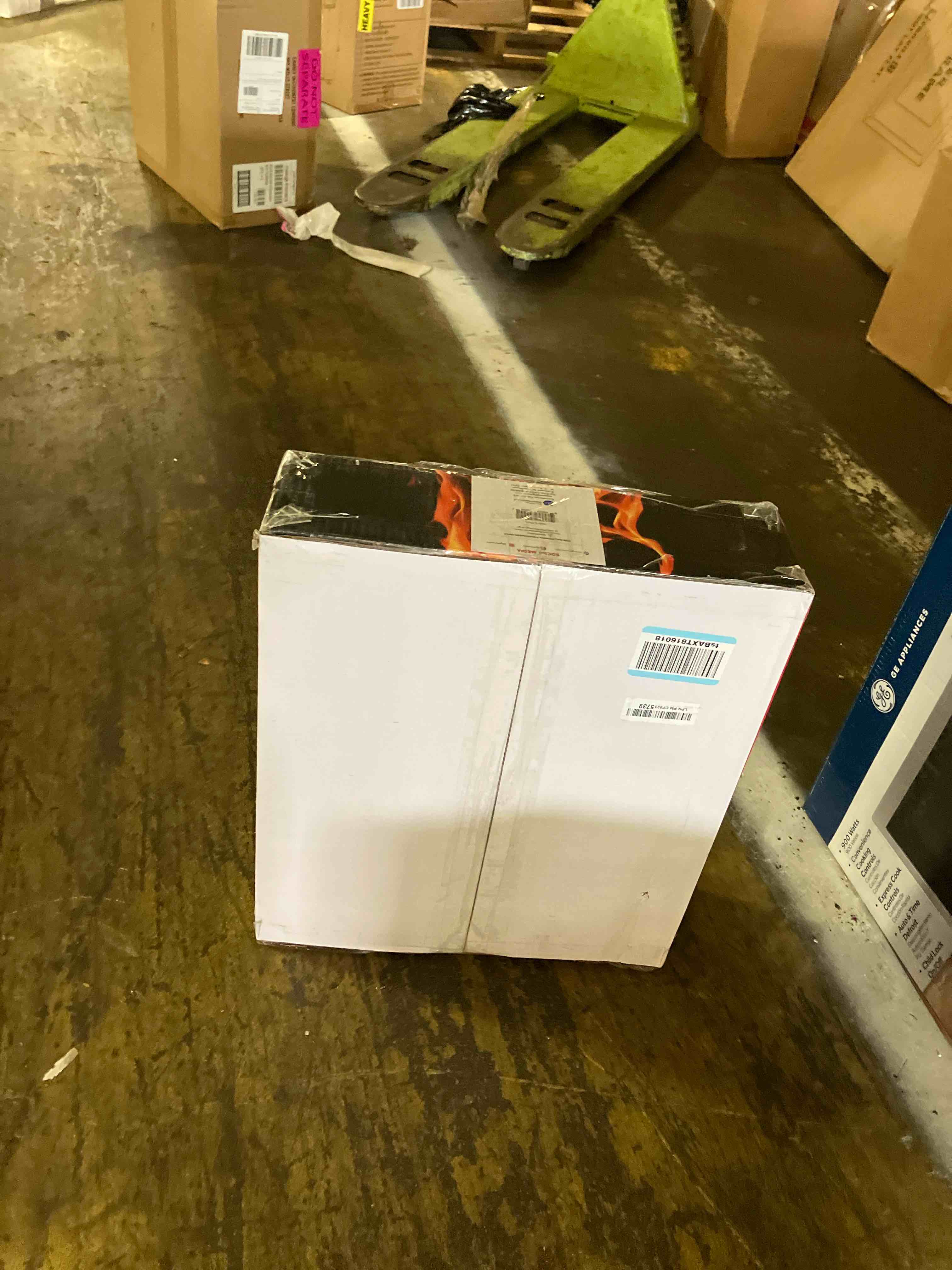 https://s3.amazonaws.com/lotting-images-prod/phillipi/TEA1208902_1753734523769.jpeg