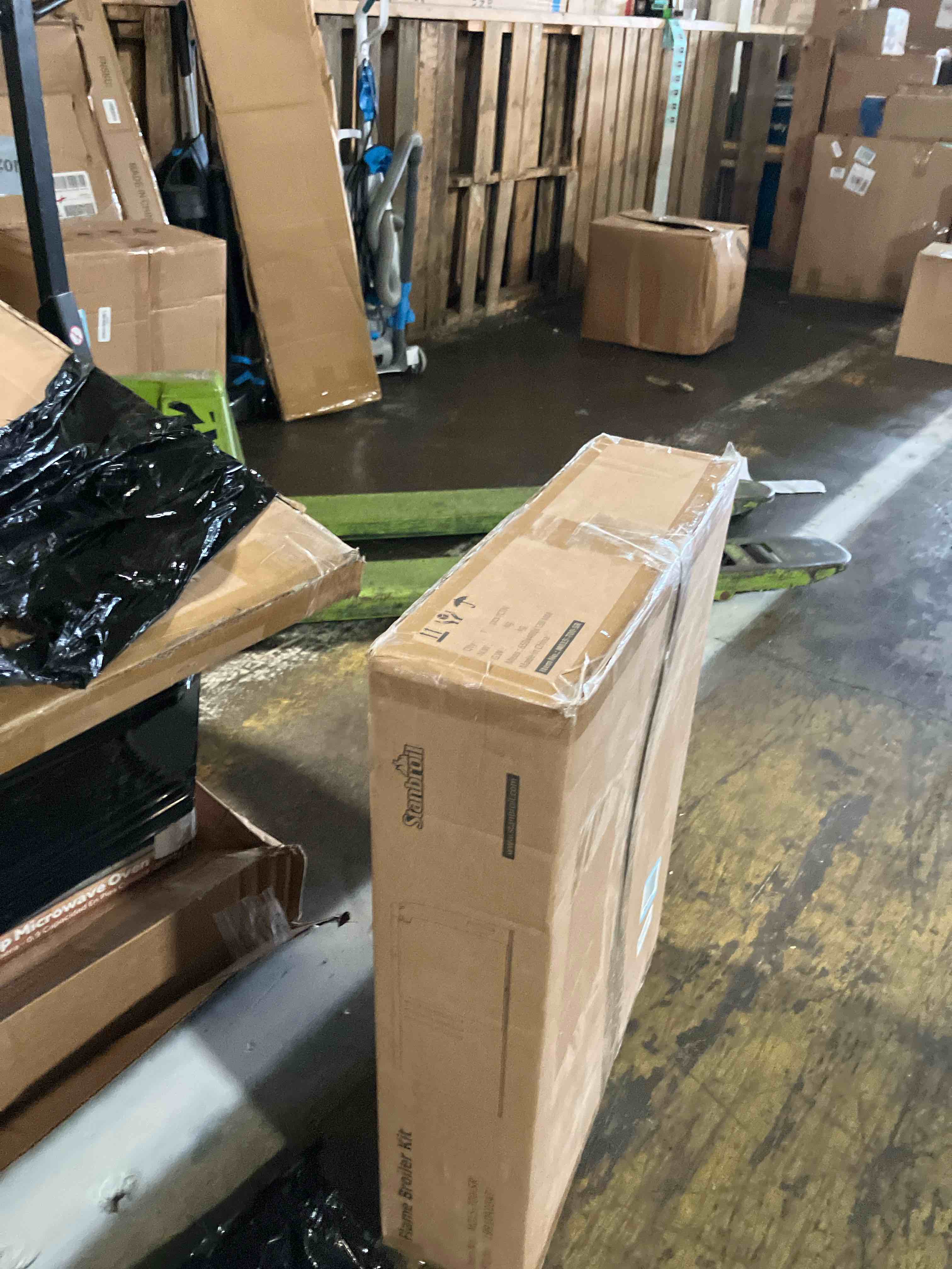 https://s3.amazonaws.com/lotting-images-prod/phillipi/TEA1208919_1753732337878.jpeg