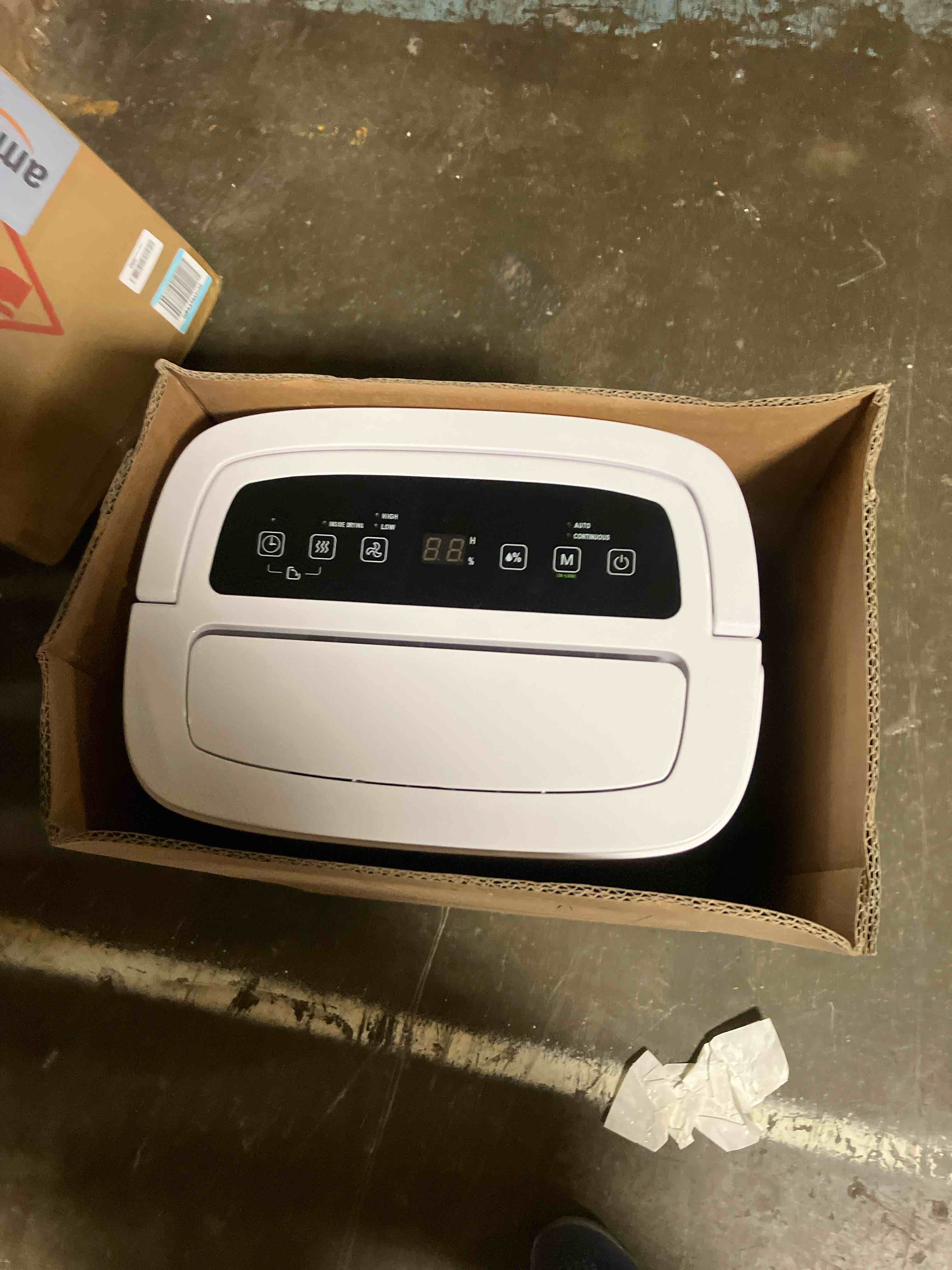 https://s3.amazonaws.com/lotting-images-prod/phillipi/TEA1208960_1753804861408.jpeg