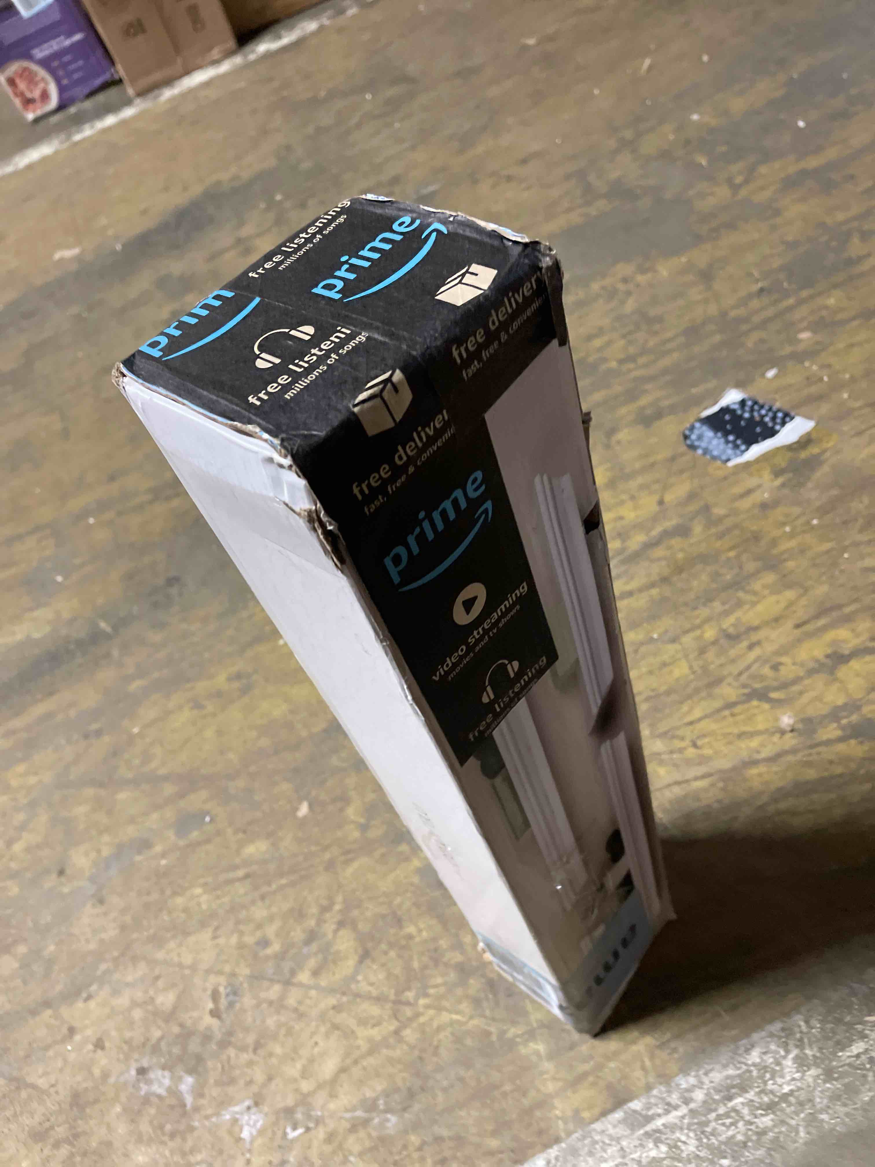 https://s3.amazonaws.com/lotting-images-prod/phillipi/TEA1208993_1755027501266.jpeg