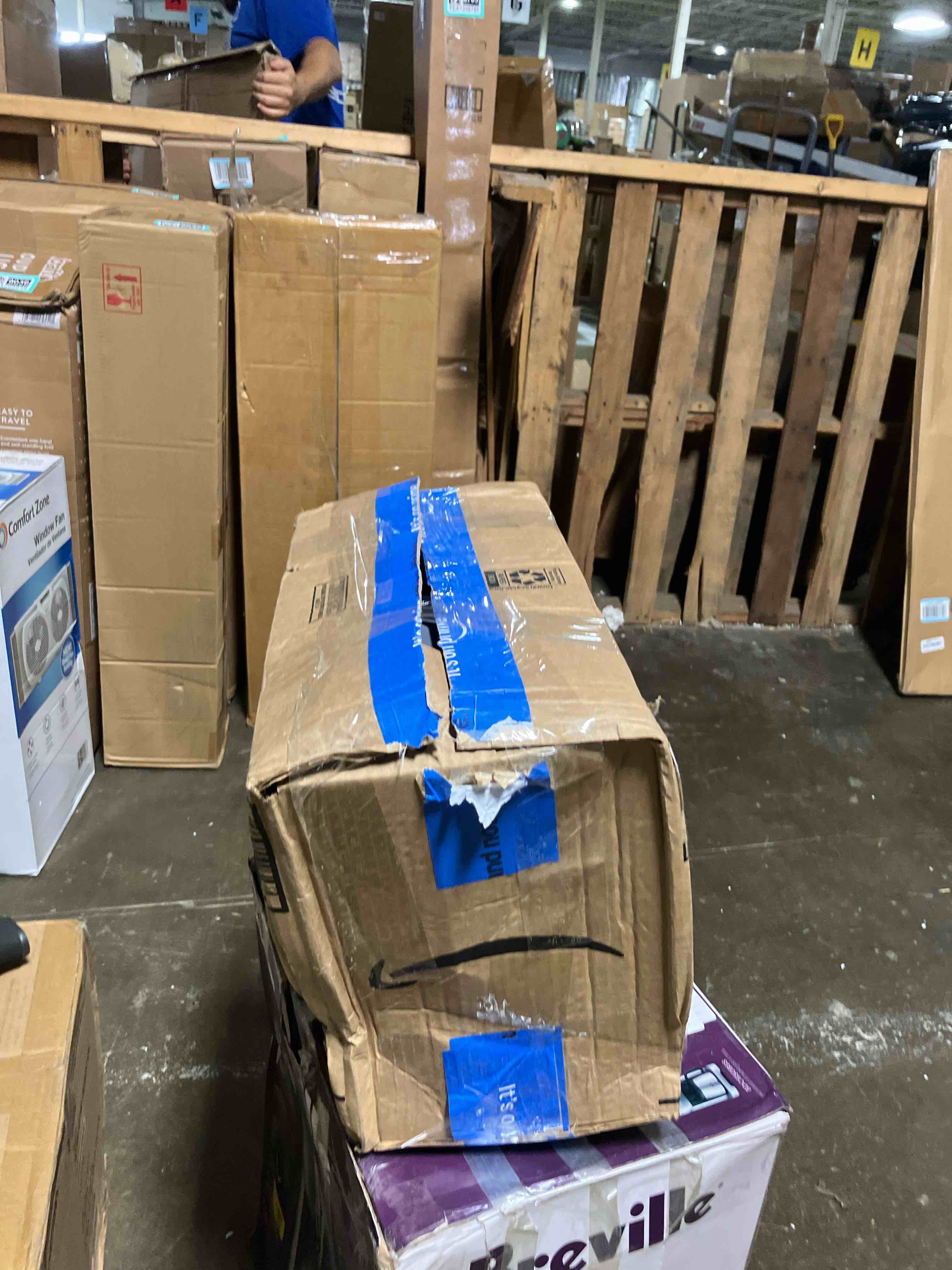 https://s3.amazonaws.com/lotting-images-prod/phillipi/TEA1209026_1753801250200.jpeg