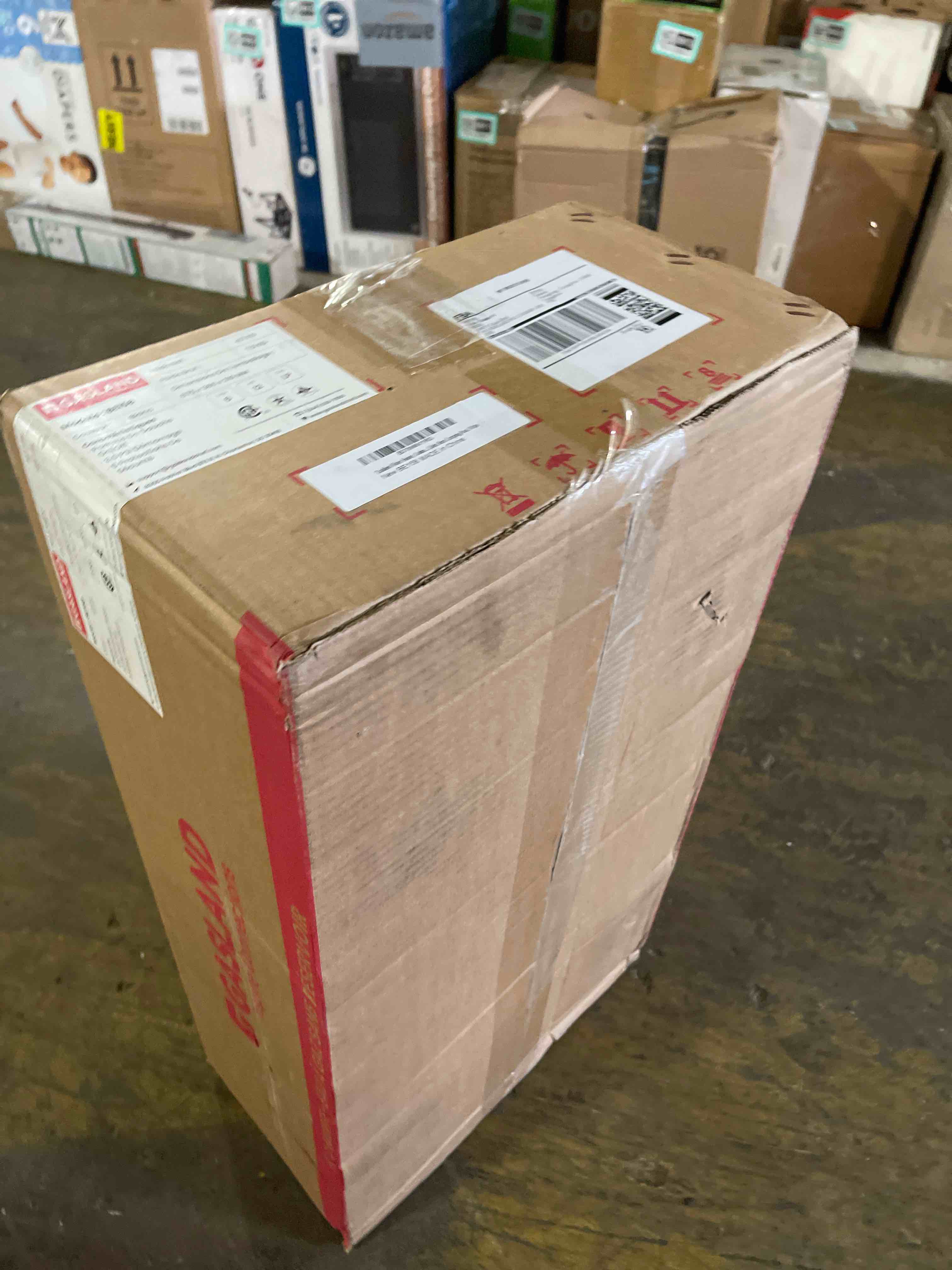https://s3.amazonaws.com/lotting-images-prod/phillipi/TEA1209092_1753811443758.jpeg
