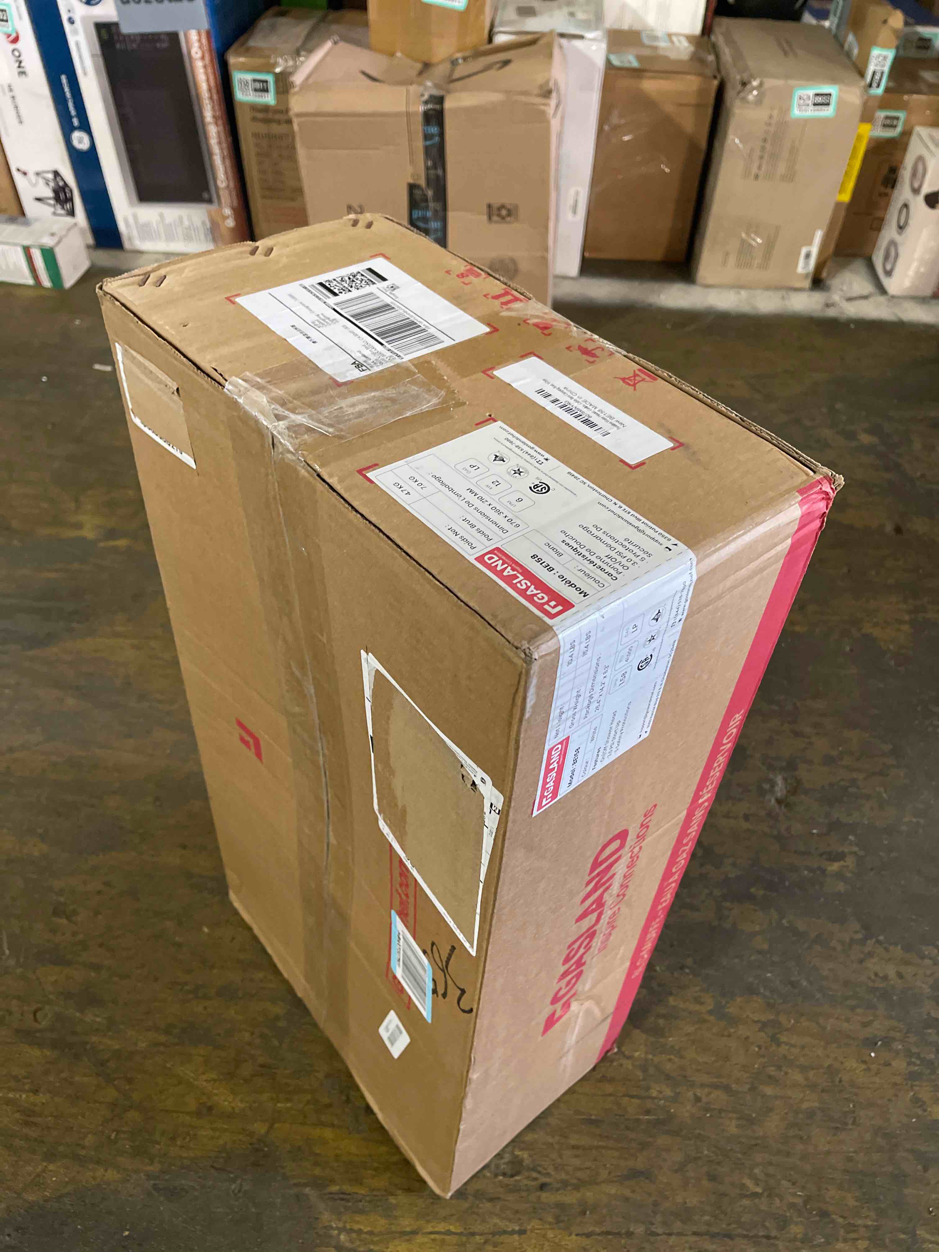 https://s3.amazonaws.com/lotting-images-prod/phillipi/TEA1209092_1753811455018.jpeg