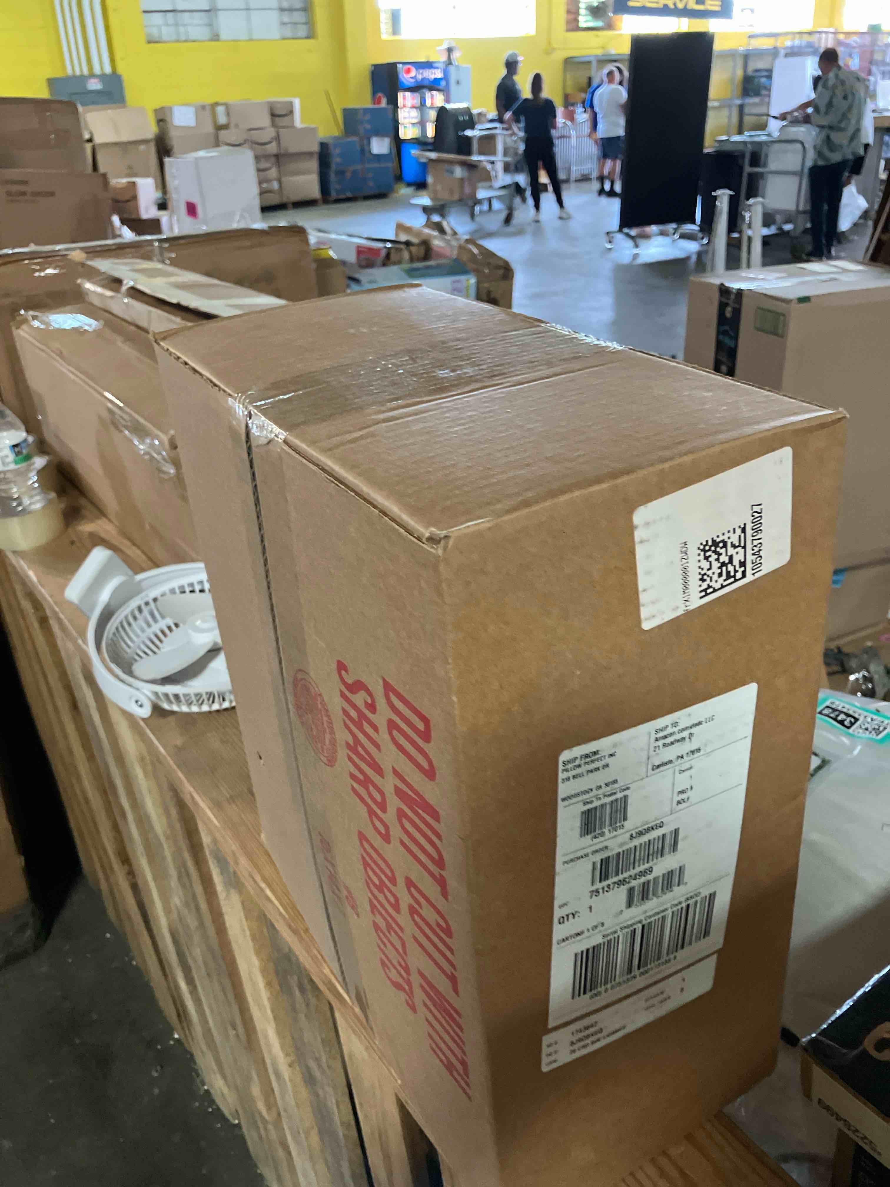 https://s3.amazonaws.com/lotting-images-prod/phillipi/TEA1209246_1753816352247.jpeg