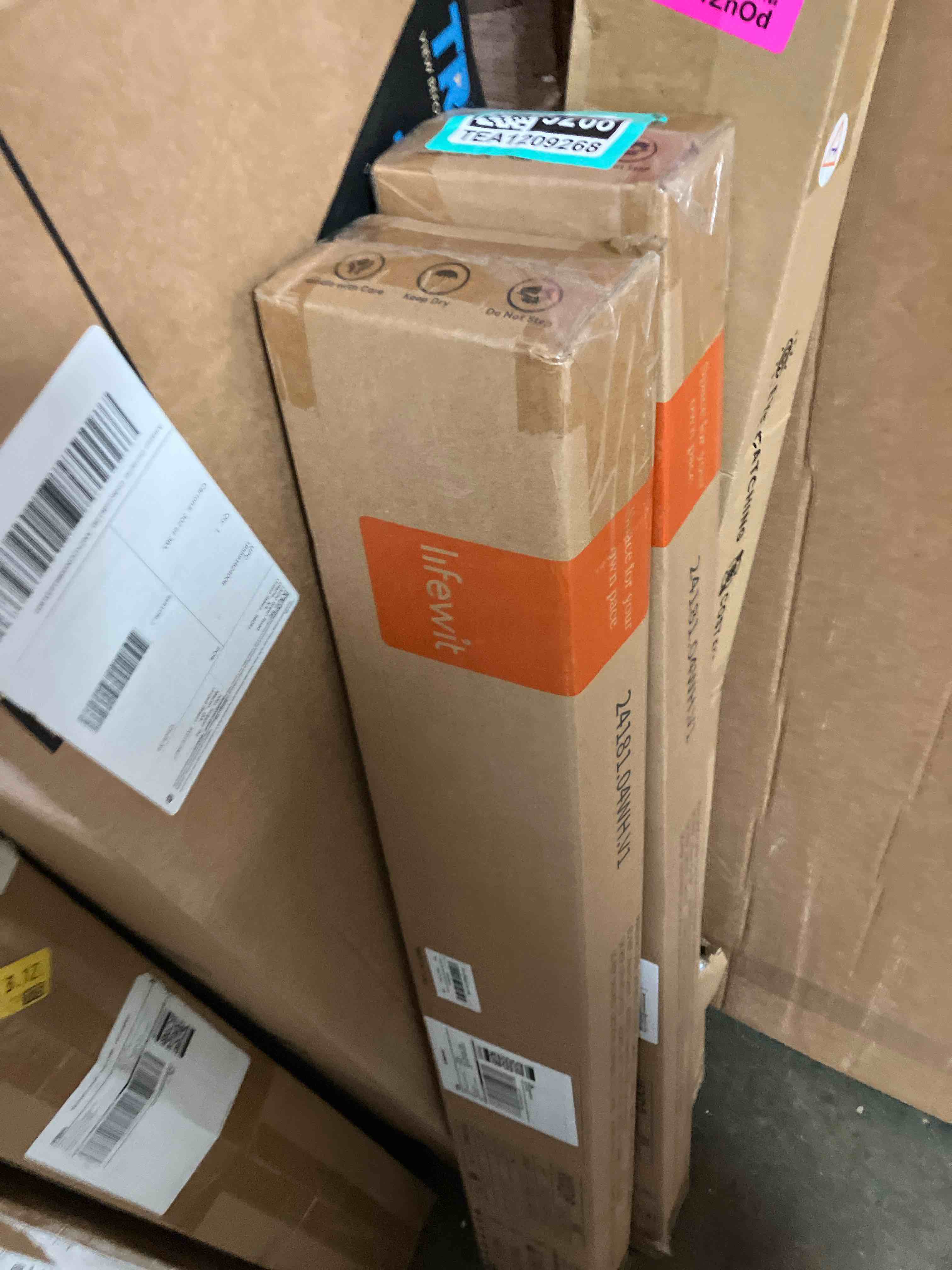 https://s3.amazonaws.com/lotting-images-prod/phillipi/TEA1209269_1753818586512.jpeg