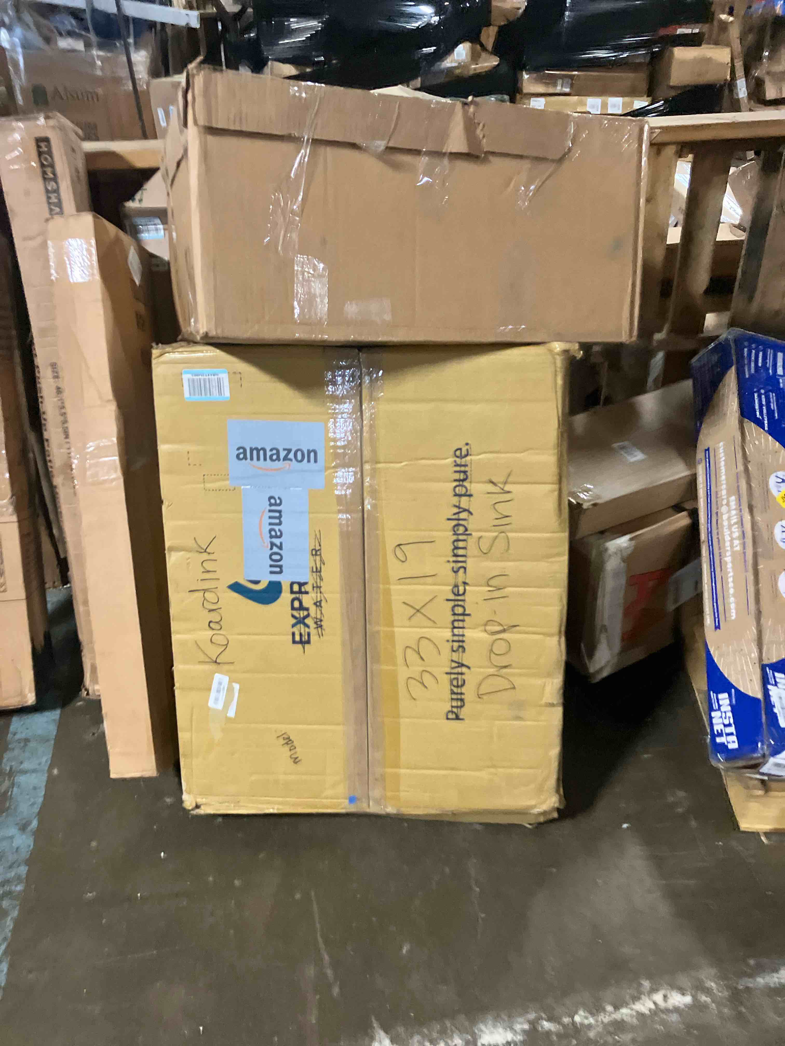 https://s3.amazonaws.com/lotting-images-prod/phillipi/TEA1209349_1753814096990.jpeg