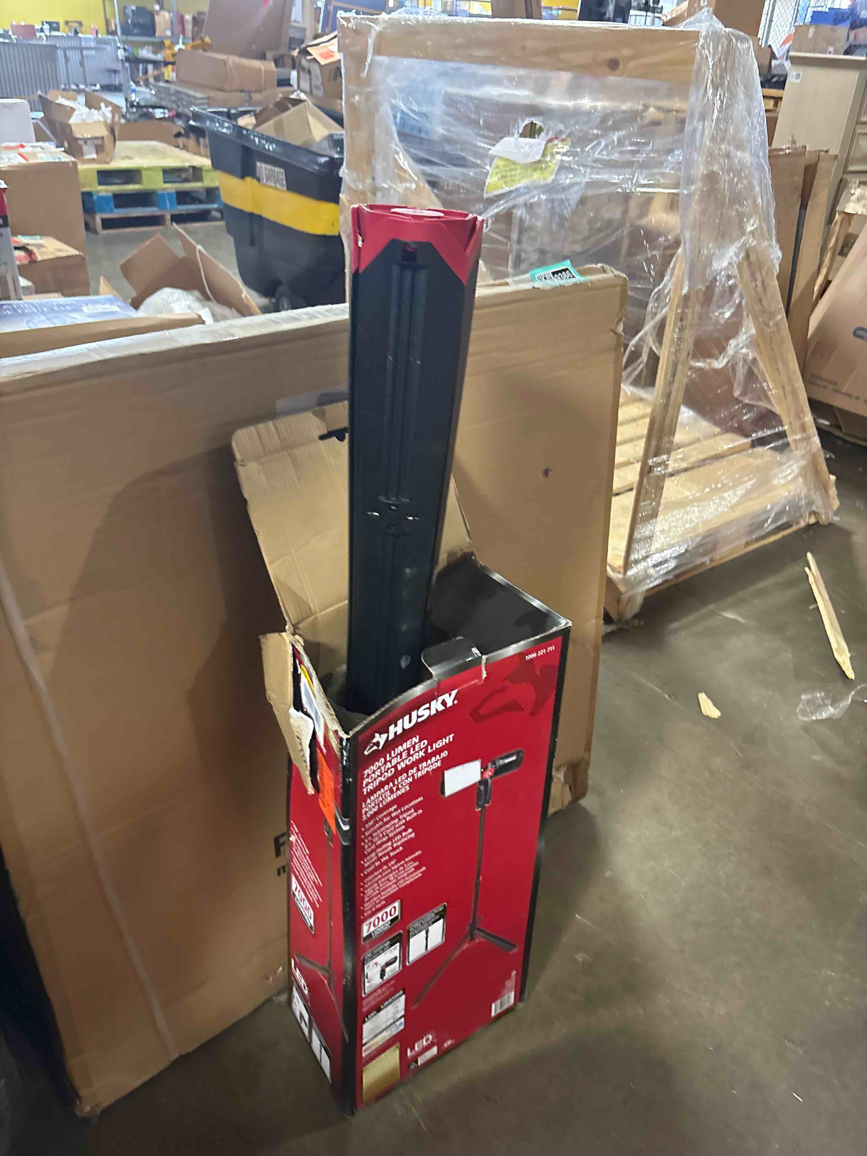 https://s3.amazonaws.com/lotting-images-prod/phillipi/TEA1209387_1753888679393.jpeg