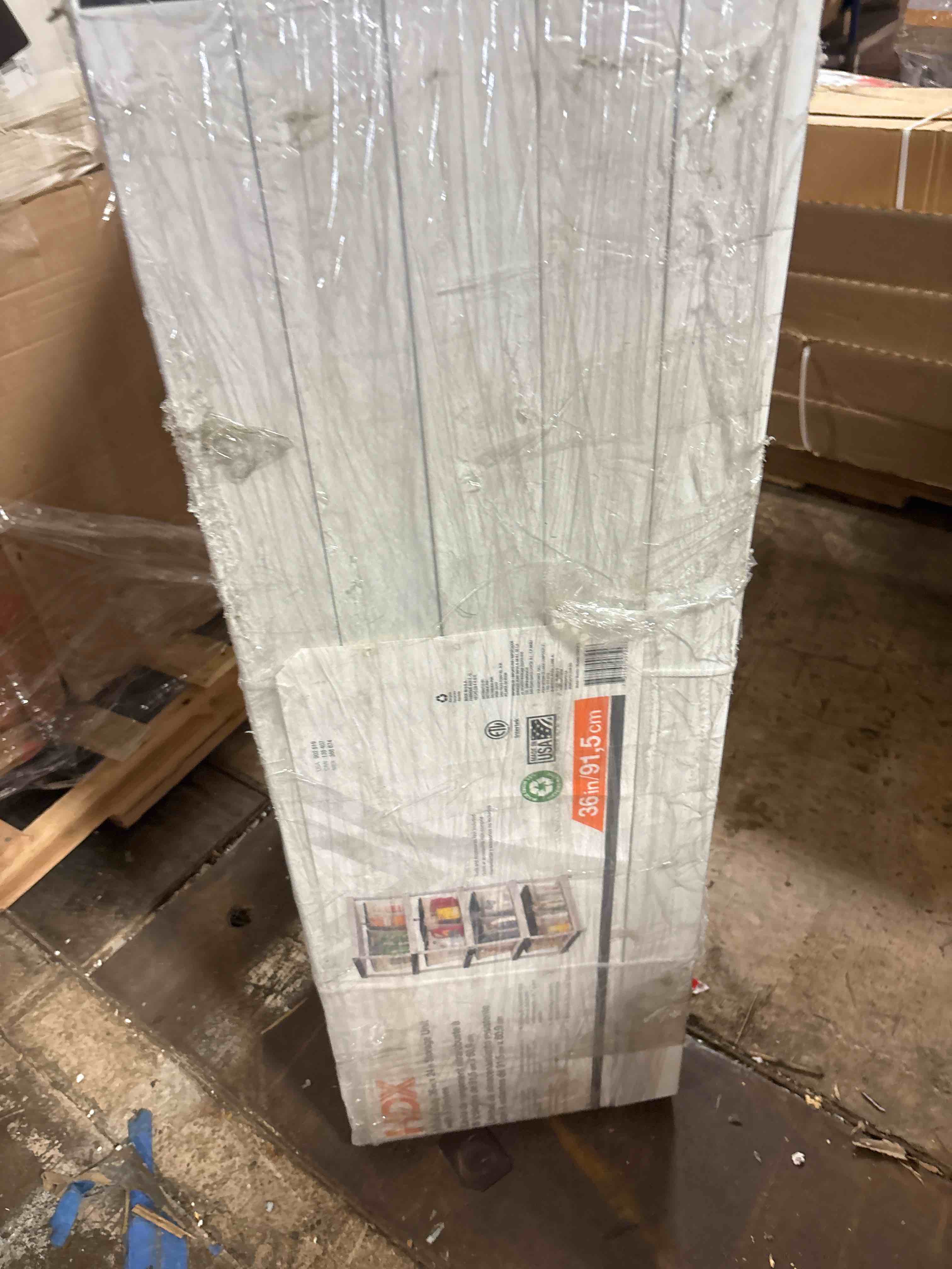 https://s3.amazonaws.com/lotting-images-prod/phillipi/TEA1209397_1753890270093.jpeg