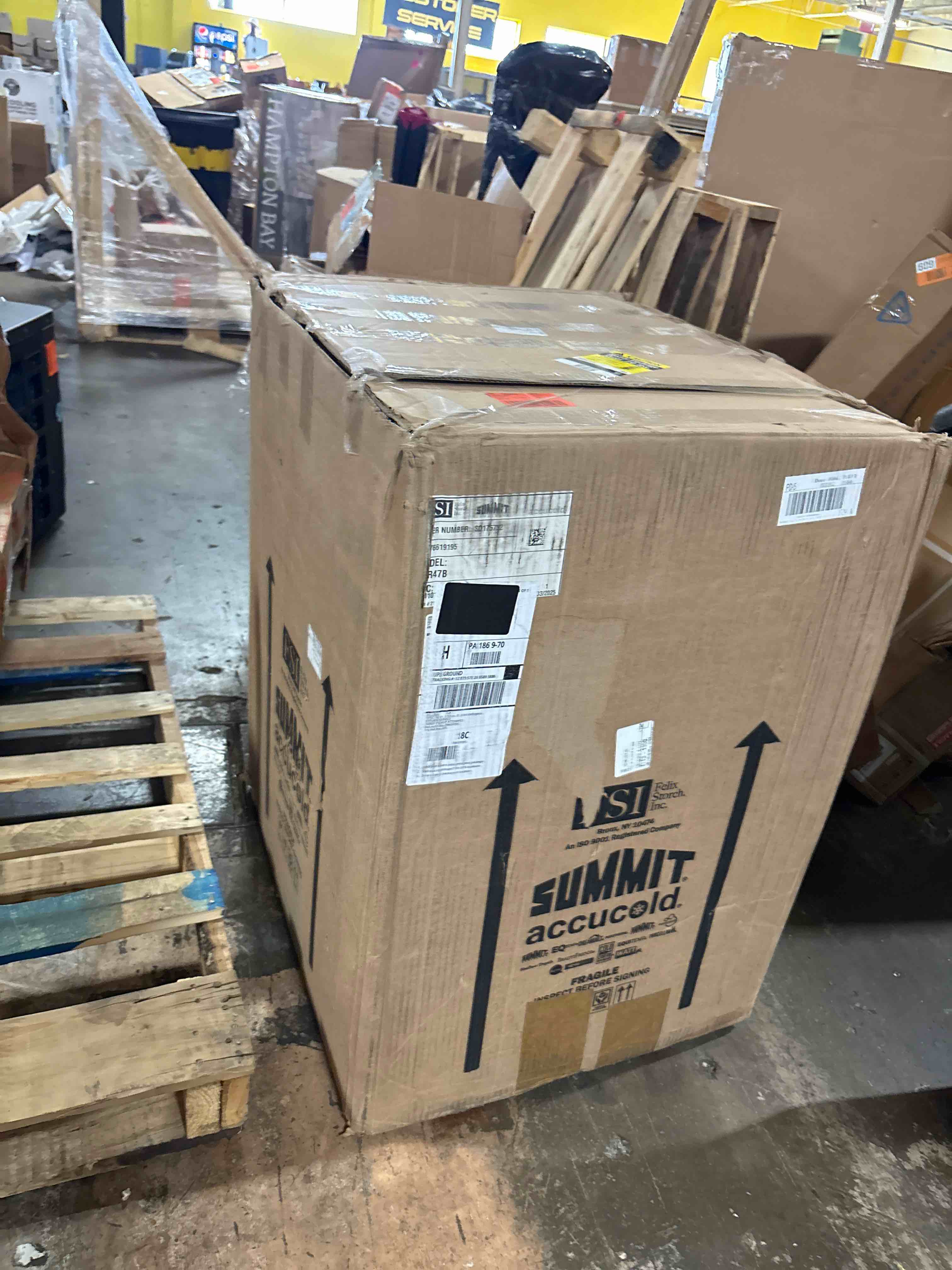 https://s3.amazonaws.com/lotting-images-prod/phillipi/TEA1209405_1753891462470.jpeg