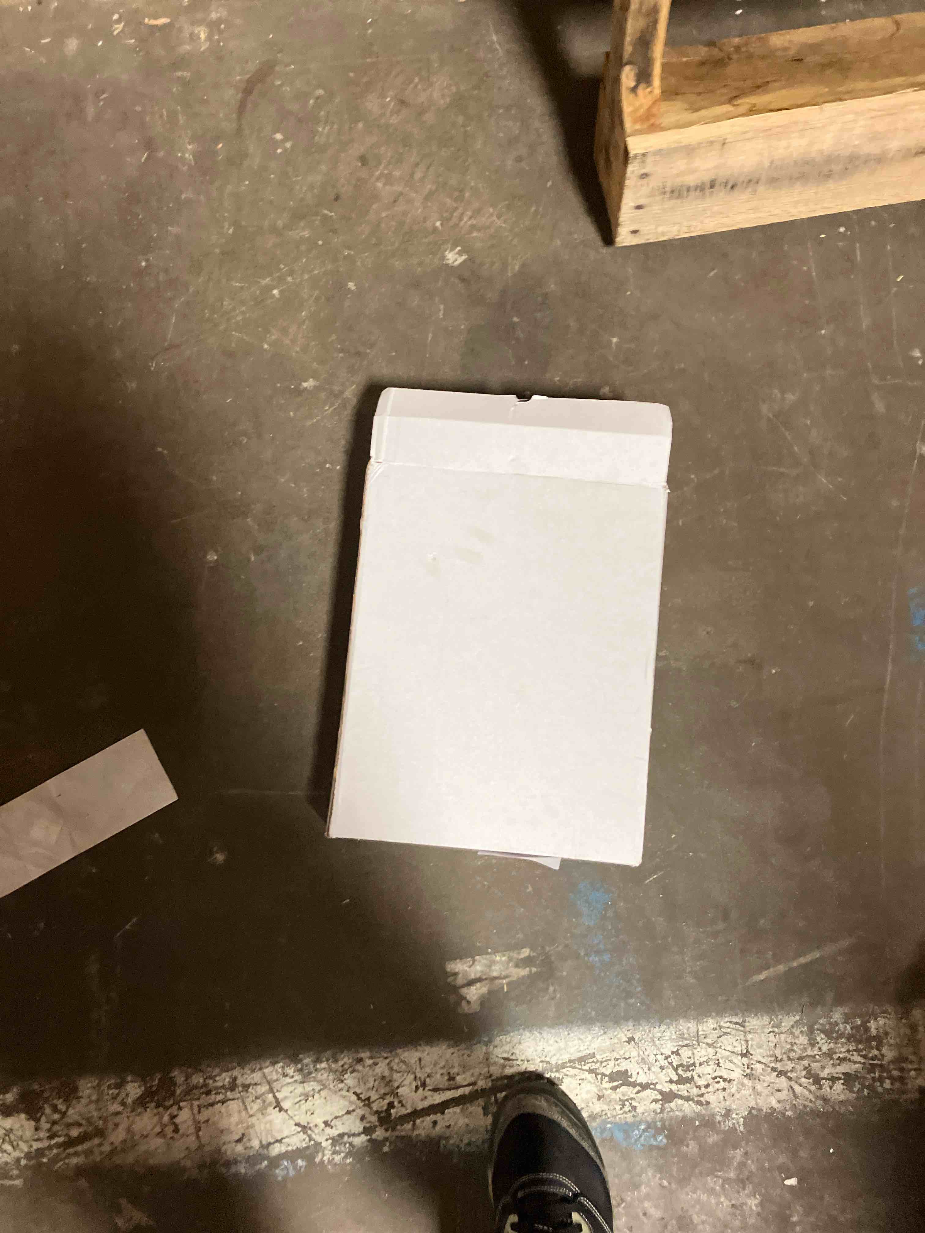 https://s3.amazonaws.com/lotting-images-prod/phillipi/TEA1209452_1753979366111.jpeg