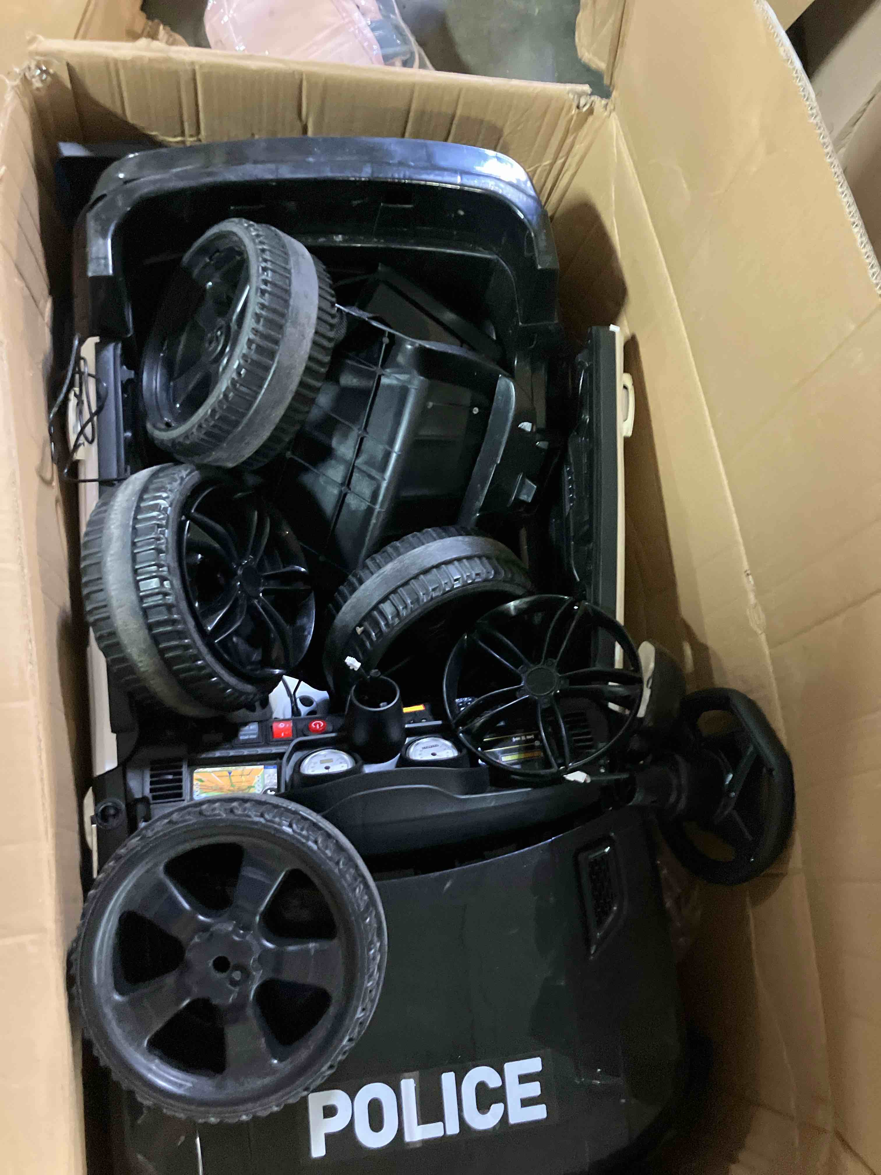 https://s3.amazonaws.com/lotting-images-prod/phillipi/TEA1209507_1753991265220.jpeg
